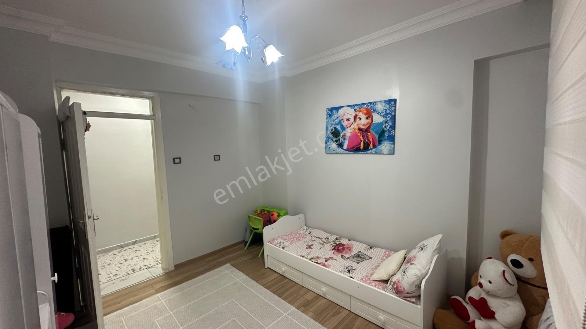 Deniz’den Karaköprü Ali Baba Mah Satılık 3+1 Evebeyn+çift Balkon+açık Otoparklı 1.kat Bakımlı Daire — fotoğraf 14