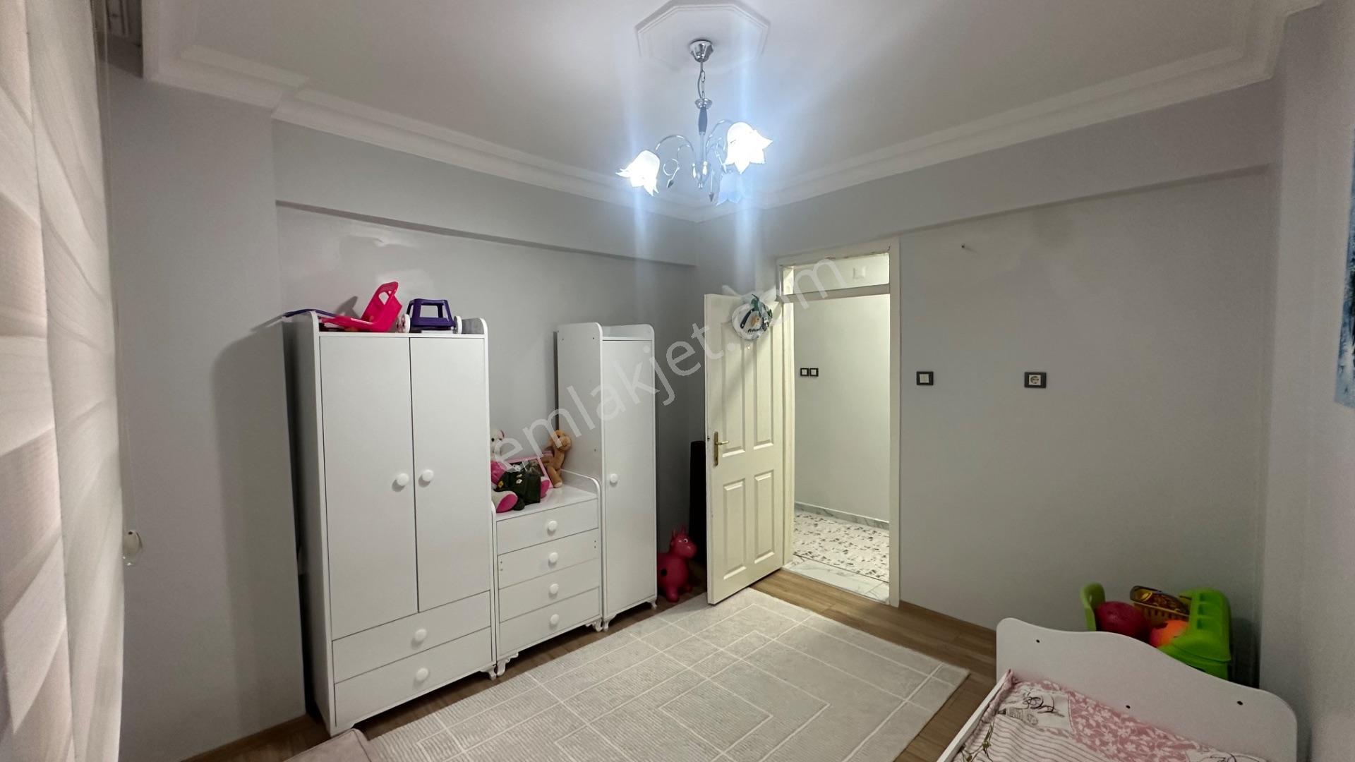 Deniz’den Karaköprü Ali Baba Mah Satılık 3+1 Evebeyn+çift Balkon+açık Otoparklı 1.kat Bakımlı Daire — fotoğraf 15