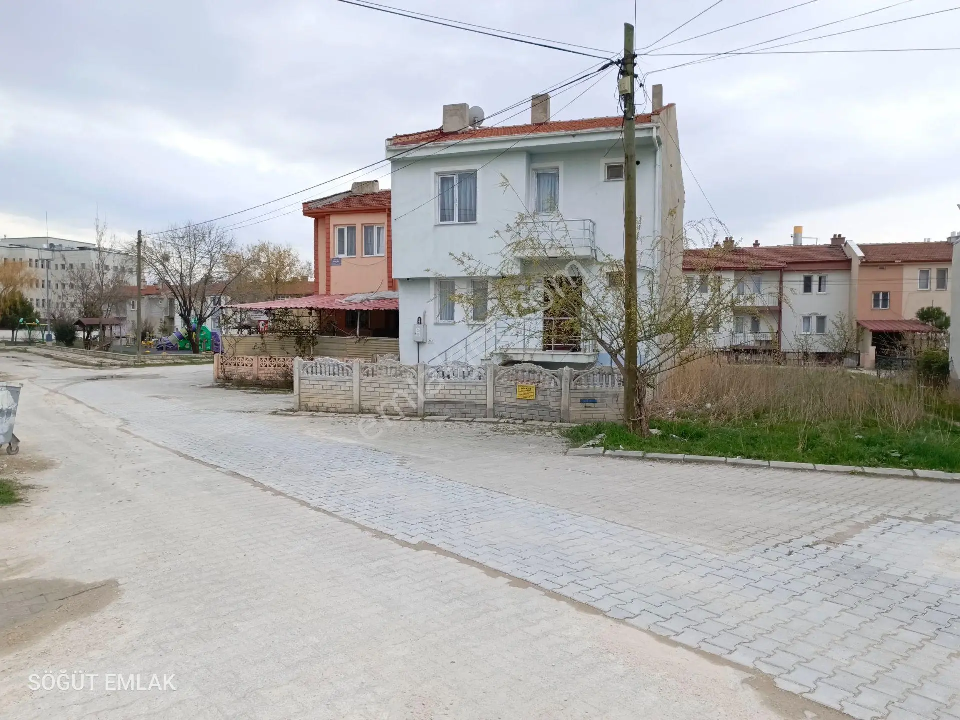 Afyon Merkez Yeşilyurt Mahallesi Uydukent 1.bölgede — fotoğraf 2