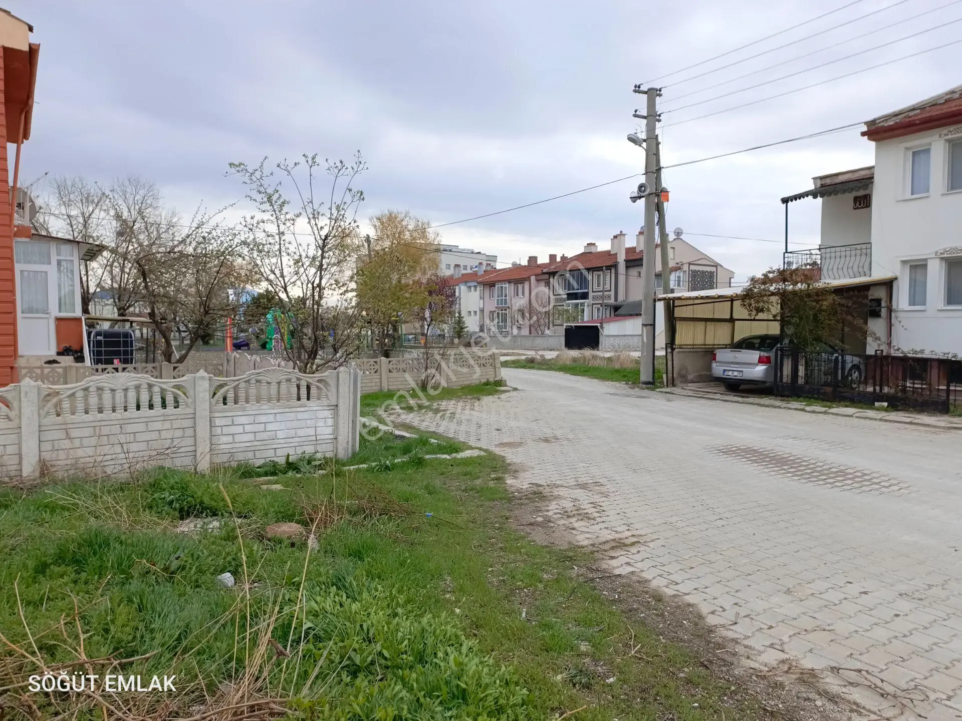 Afyon Merkez Yeşilyurt Mahallesi Uydukent 1.bölgede — fotoğraf 5