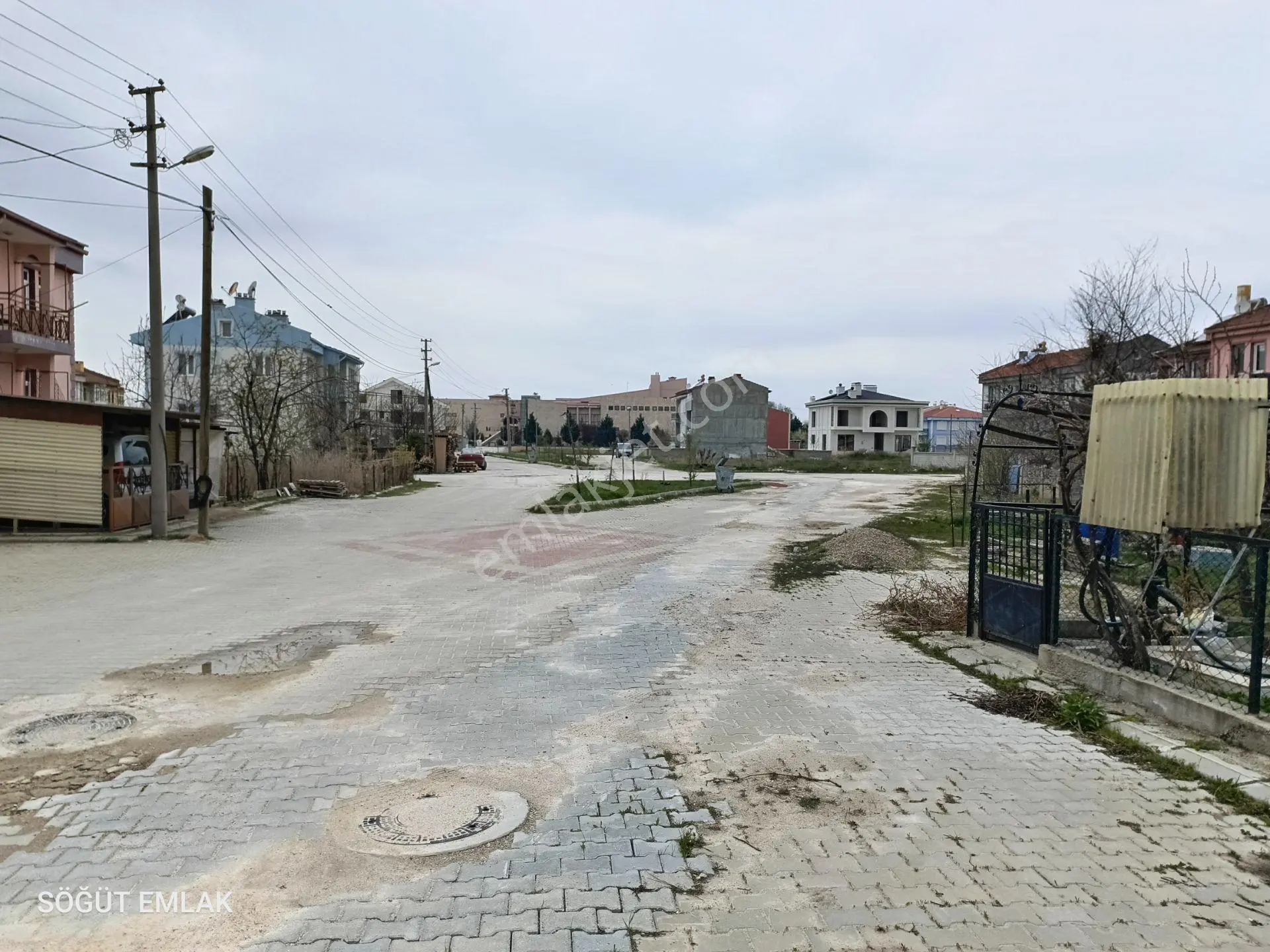 Afyon Merkez Yeşilyurt Mahallesi Uydukent 1.bölgede — fotoğraf 6