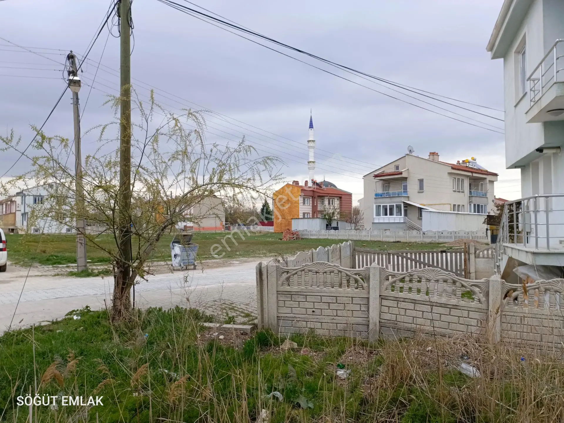 Afyon Merkez Yeşilyurt Mahallesi Uydukent 1.bölgede — fotoğraf 11