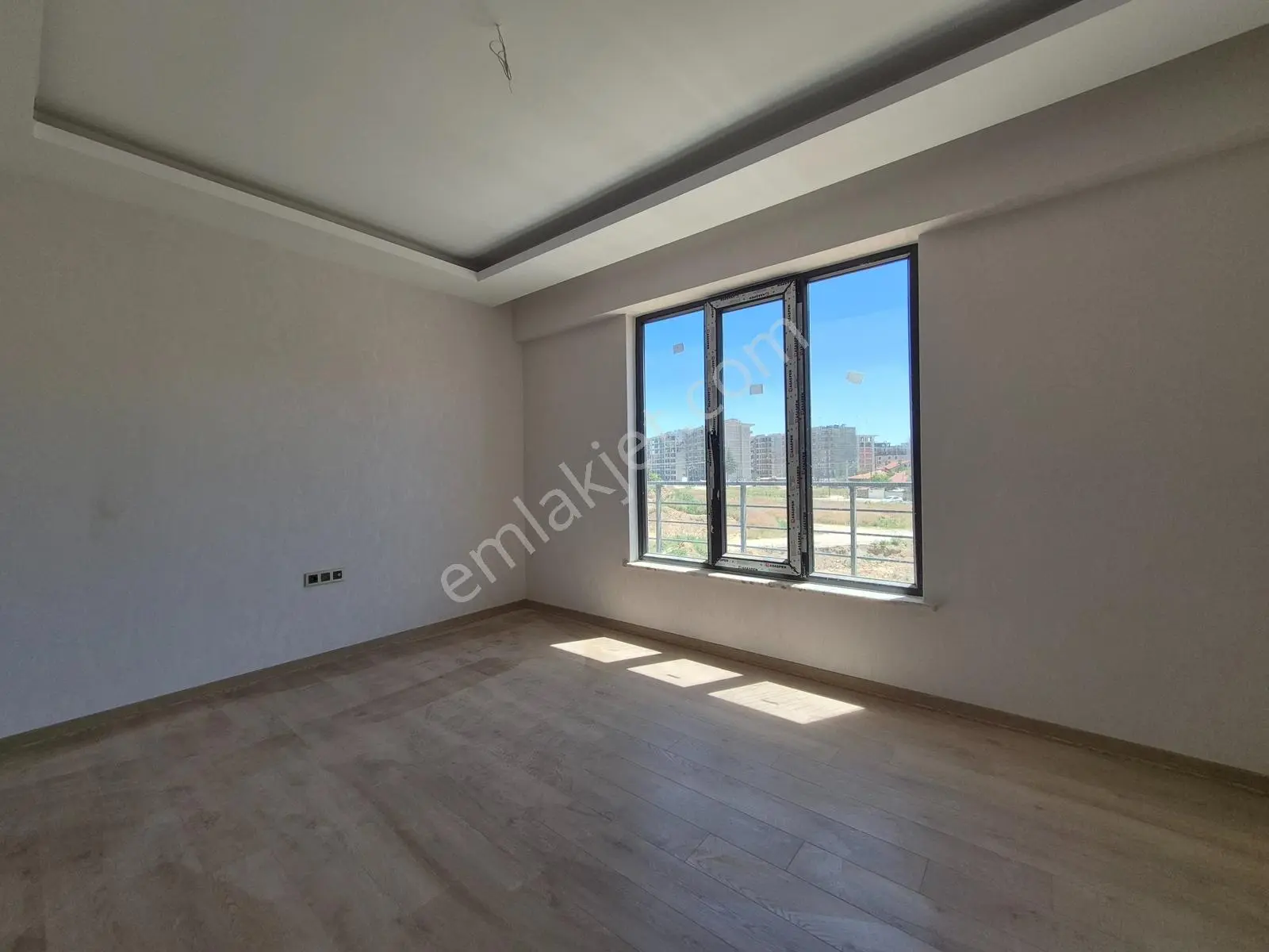 Esenlerde 3+1 Cadde Üzerinde, Sıfır Ve Yerden Isıtmalı Daireler — fotoğraf 32