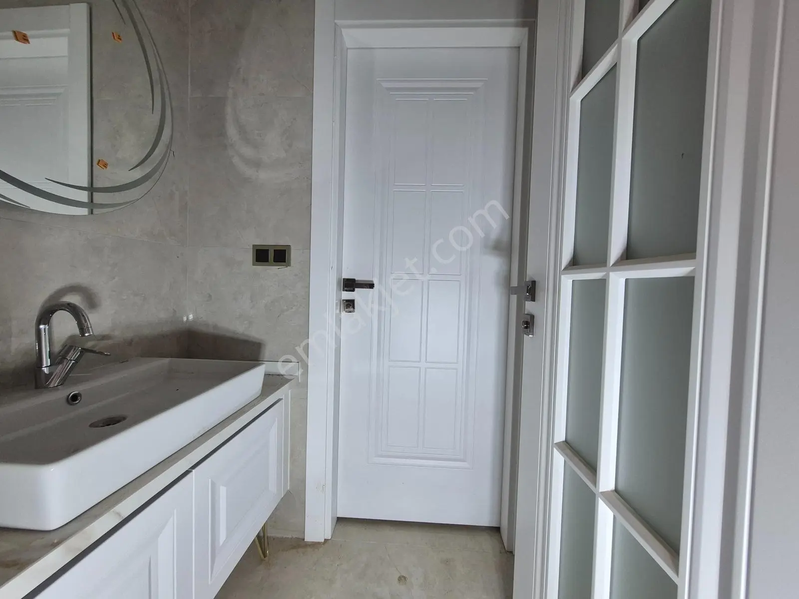Esenlerde 3+1 Cadde Üzerinde, Sıfır Ve Yerden Isıtmalı Daireler — fotoğraf 50