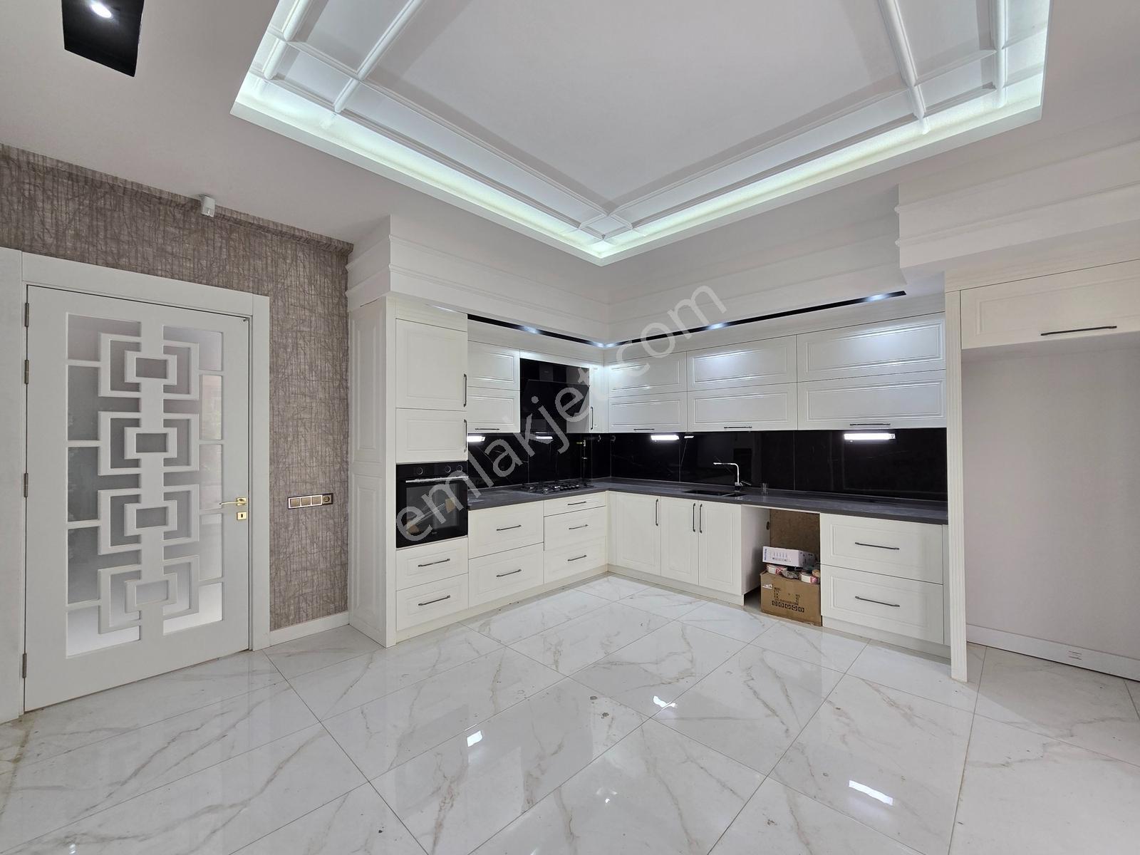 İşyapardan Fırsat Satılık 4+1 Villa Müstakil Bahçeli Özel Yaşam — fotoğraf 15