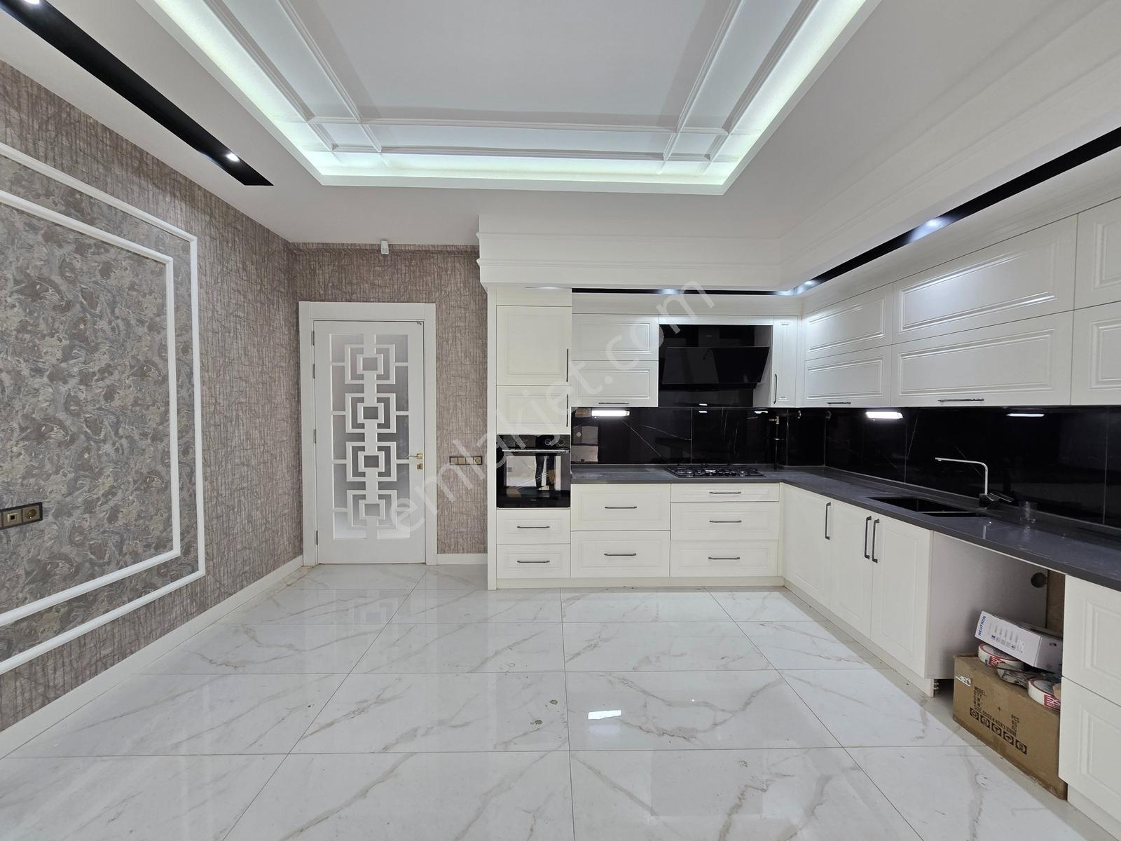 İşyapardan Fırsat Satılık 4+1 Villa Müstakil Bahçeli Özel Yaşam — fotoğraf 16