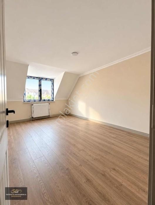 Taşoluk Mah 147 M2 Ultra Lüxs 3+1 Yüksek Çatı Daire — fotoğraf 5