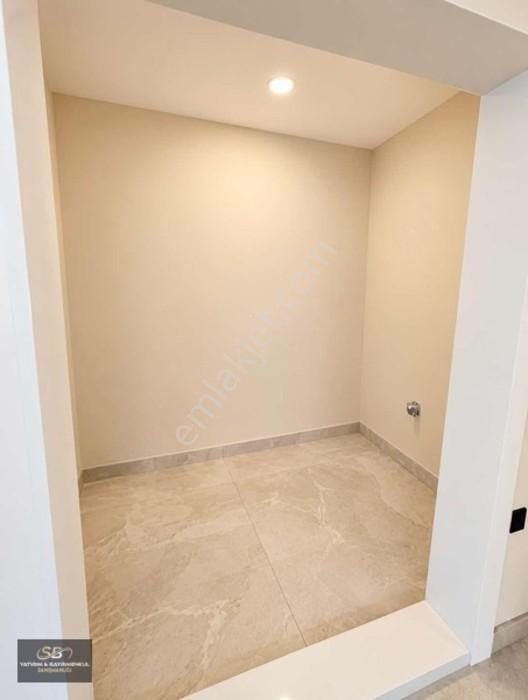Taşoluk Mah 147 M2 Ultra Lüxs 3+1 Yüksek Çatı Daire — fotoğraf 6