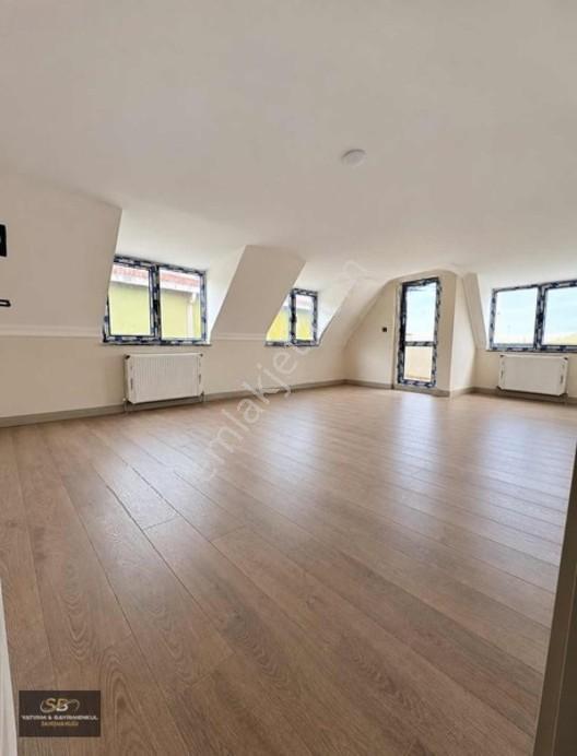 Taşoluk Mah 147 M2 Ultra Lüxs 3+1 Yüksek Çatı Daire — fotoğraf 10
