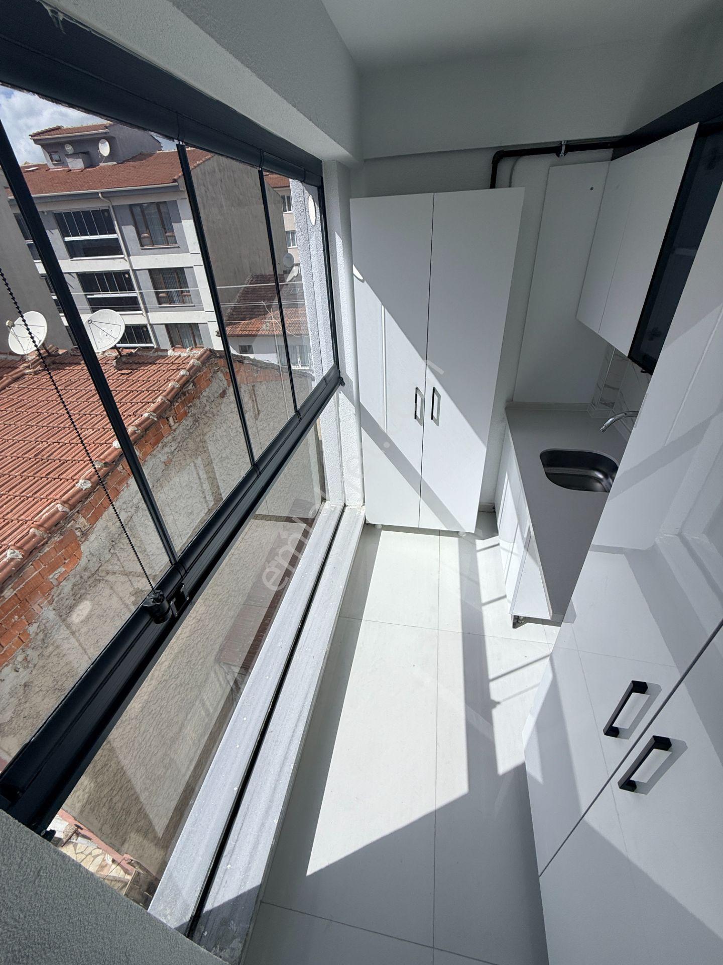 Estorıa'dan Çamlıca'da Ptt Yakını Dubleks 3+1 Özel Garajlı Daire — fotoğraf 22
