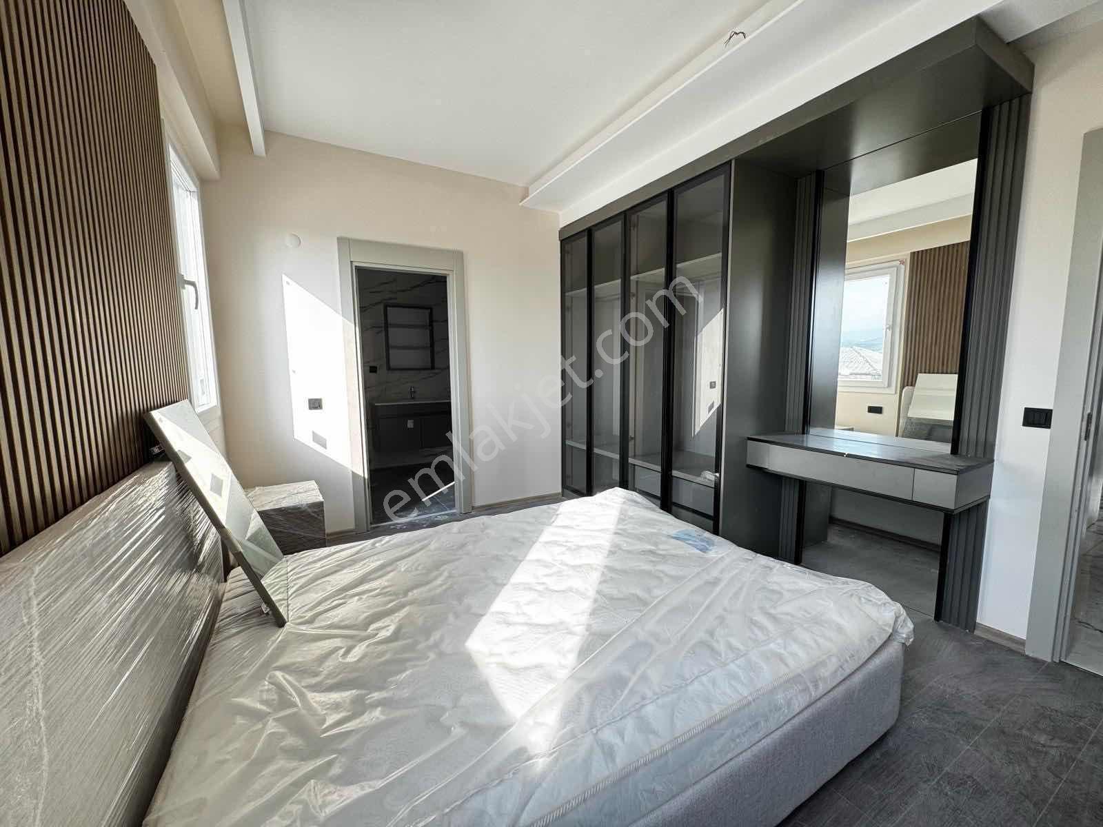 Samiras Sitesinde Acil Satılık Sıfır Eşyalı Daire — fotoğraf 3