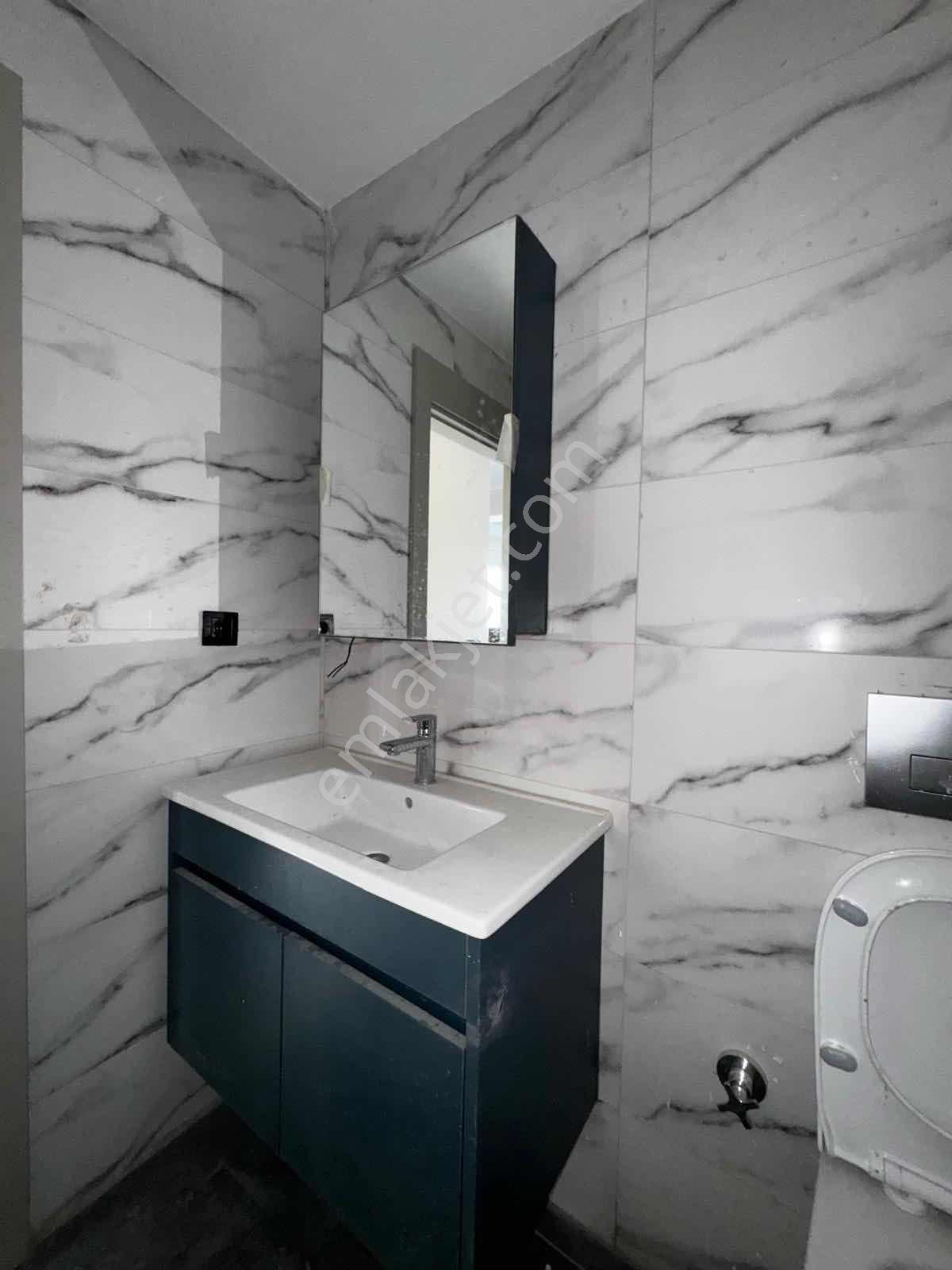 Samiras Sitesinde Acil Satılık Sıfır Eşyalı Daire — fotoğraf 9
