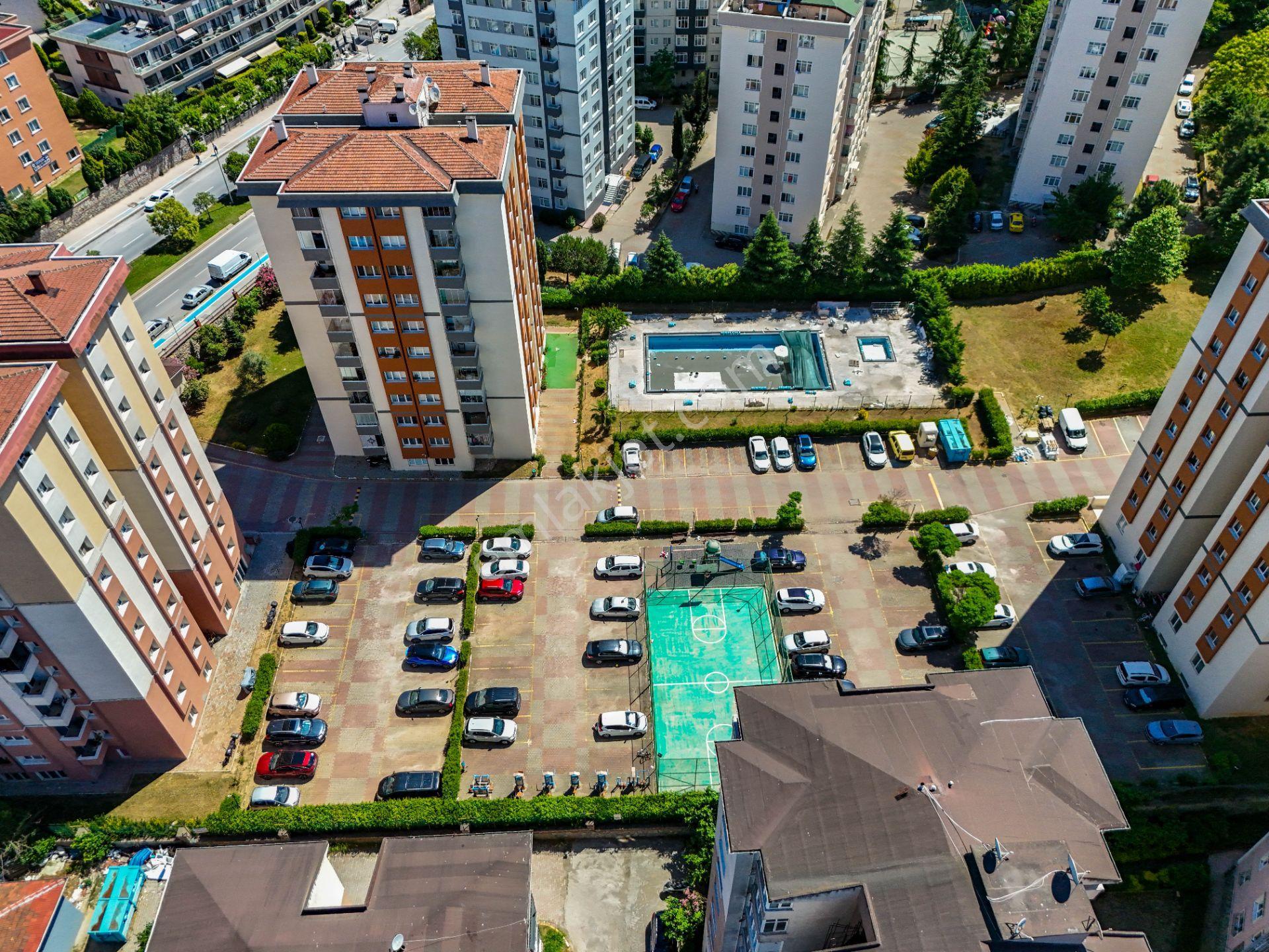Pendik Yenişehir Yaşamkent Sitesinde Satılık 3+1 Daire — fotoğraf 2