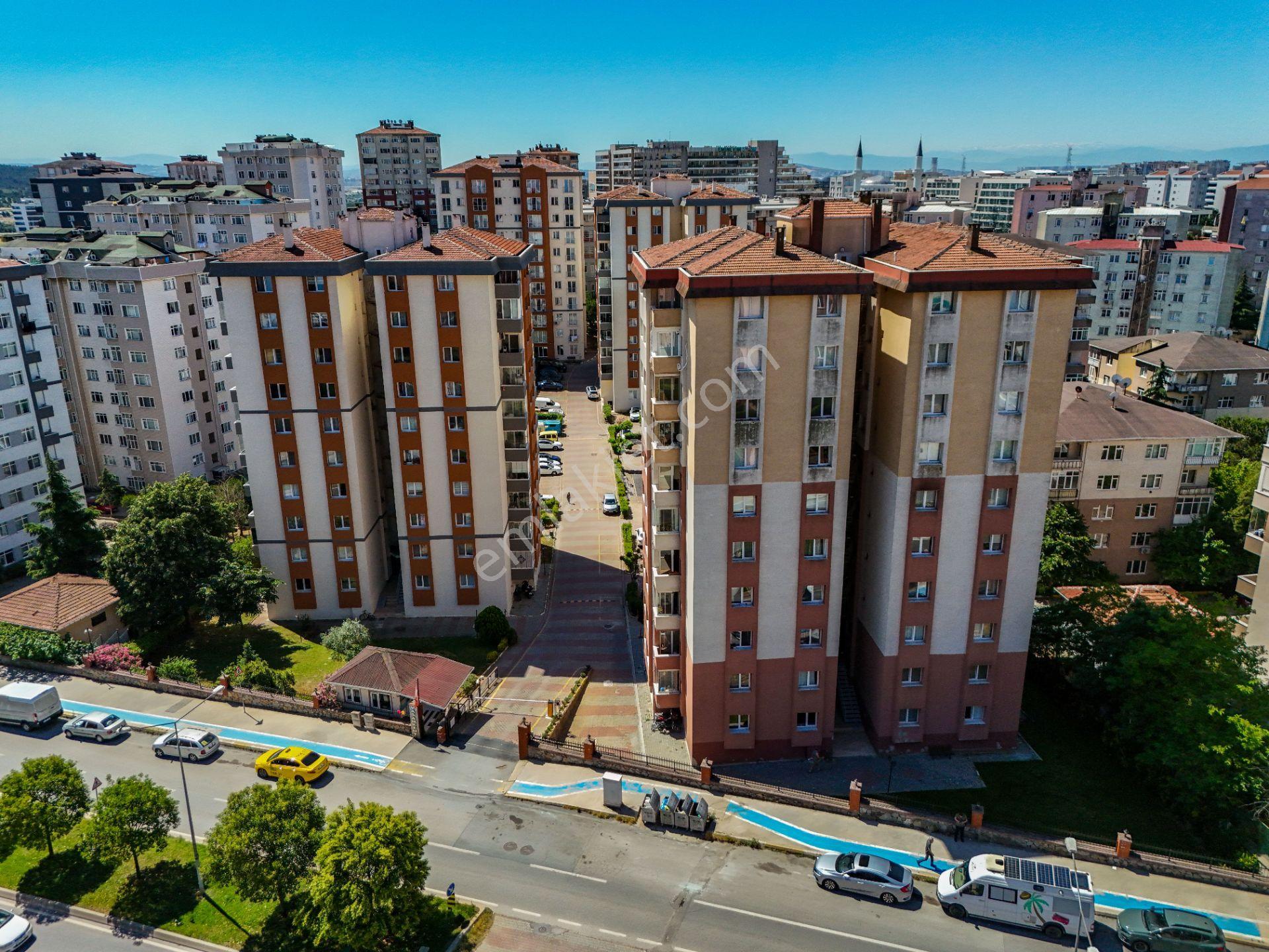 Pendik Yenişehir Yaşamkent Sitesinde Satılık 3+1 Daire — fotoğraf 4