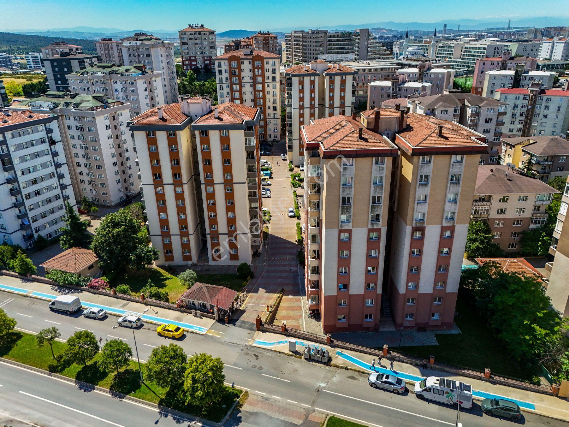 Pendik Yenişehir Yaşamkent Sitesinde Satılık 3+1 Daire — fotoğraf 9