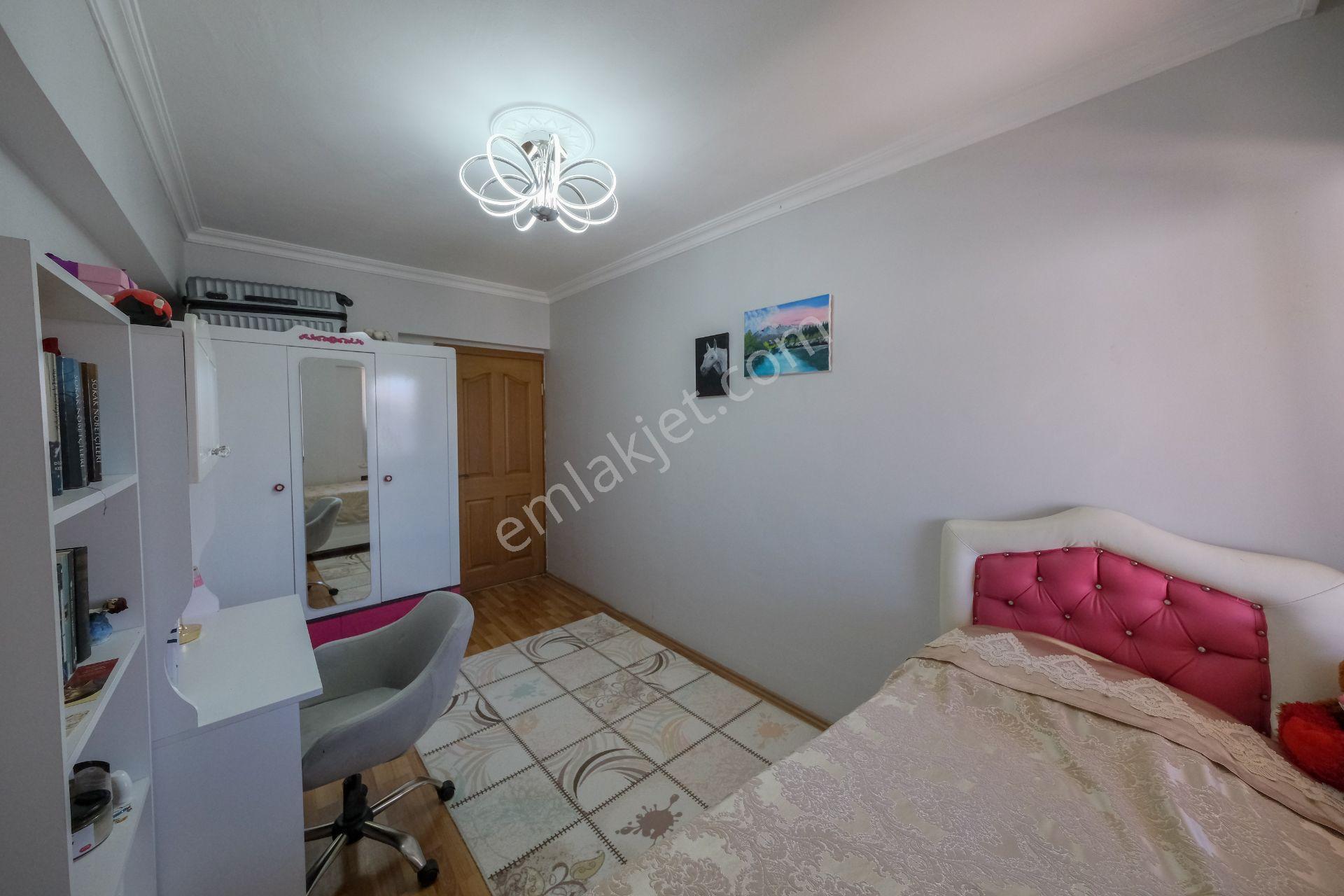 Pendik Yenişehir Yaşamkent Sitesinde Satılık 3+1 Daire — fotoğraf 17