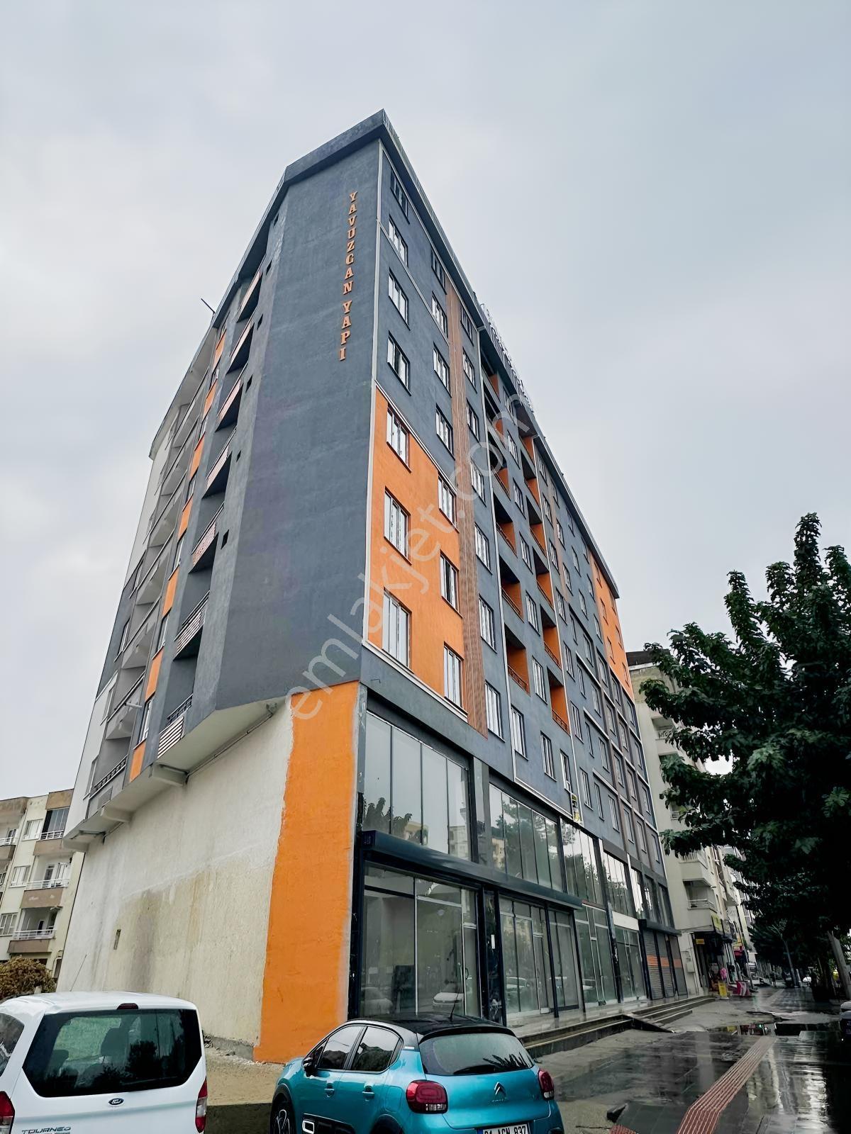 Miraç Gayrimenkul'Den Diyarbakır Caddesi Üzerinde Yatırımlık 1+1