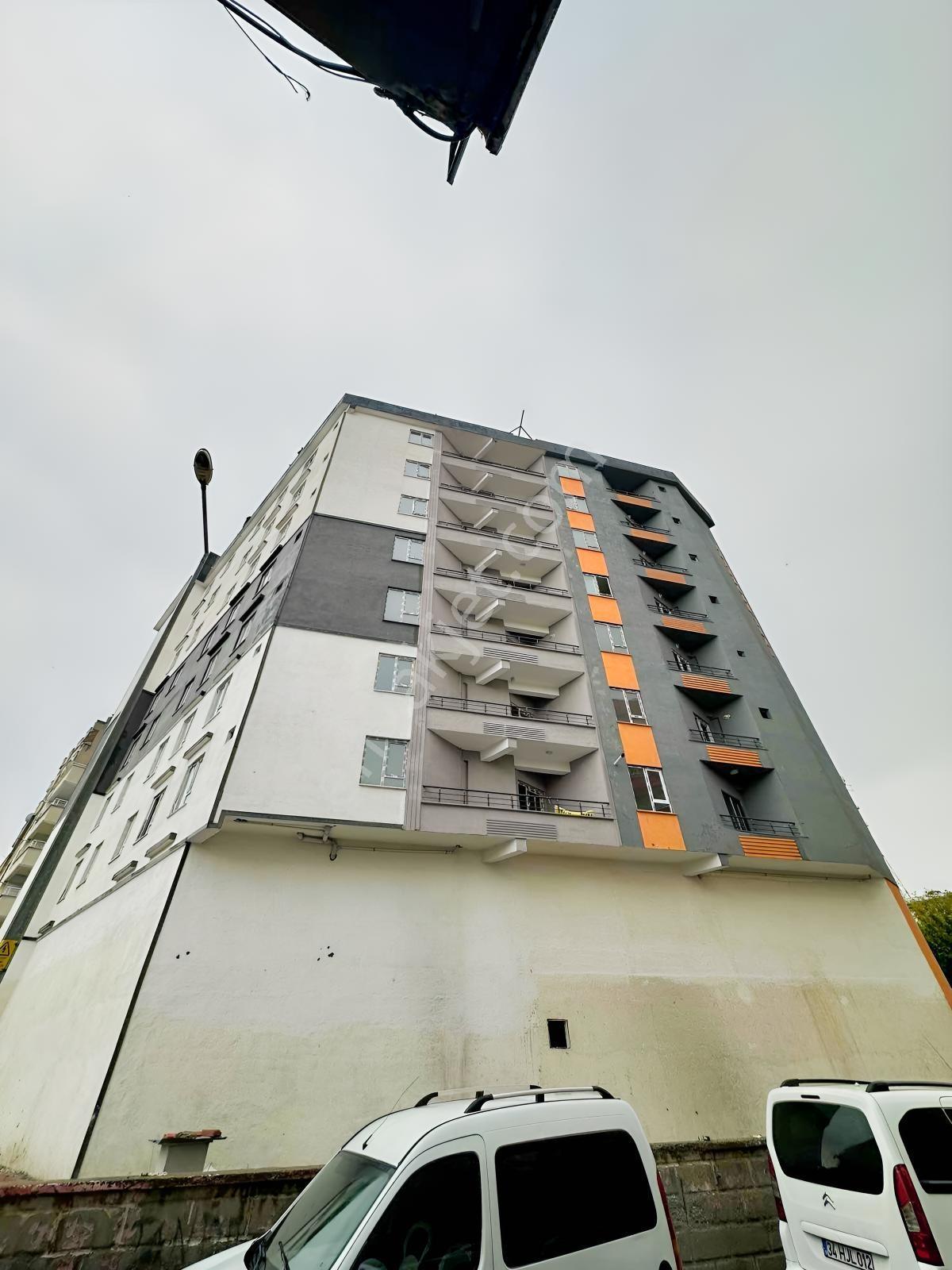 Miraç Gayrimenkul'den Diyarbakır Caddesi Üzerinde Yatırımlık 1+1 — fotoğraf 3