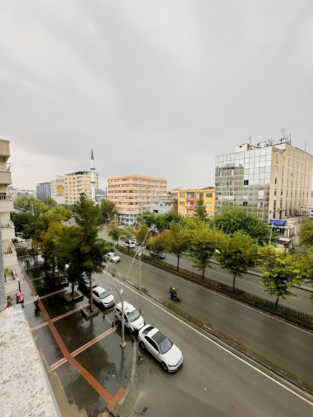 Miraç Gayrimenkul'den Diyarbakır Caddesi Üzerinde Yatırımlık 1+1 — fotoğraf 9