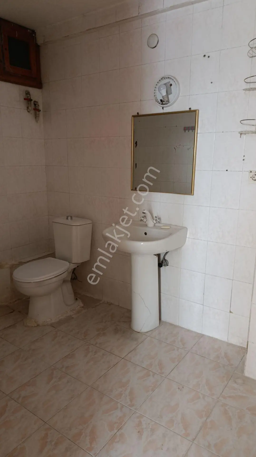 Arakat 2 Kat Doğalgazlı Asansörlü Merkezi Konumda — fotoğraf 9