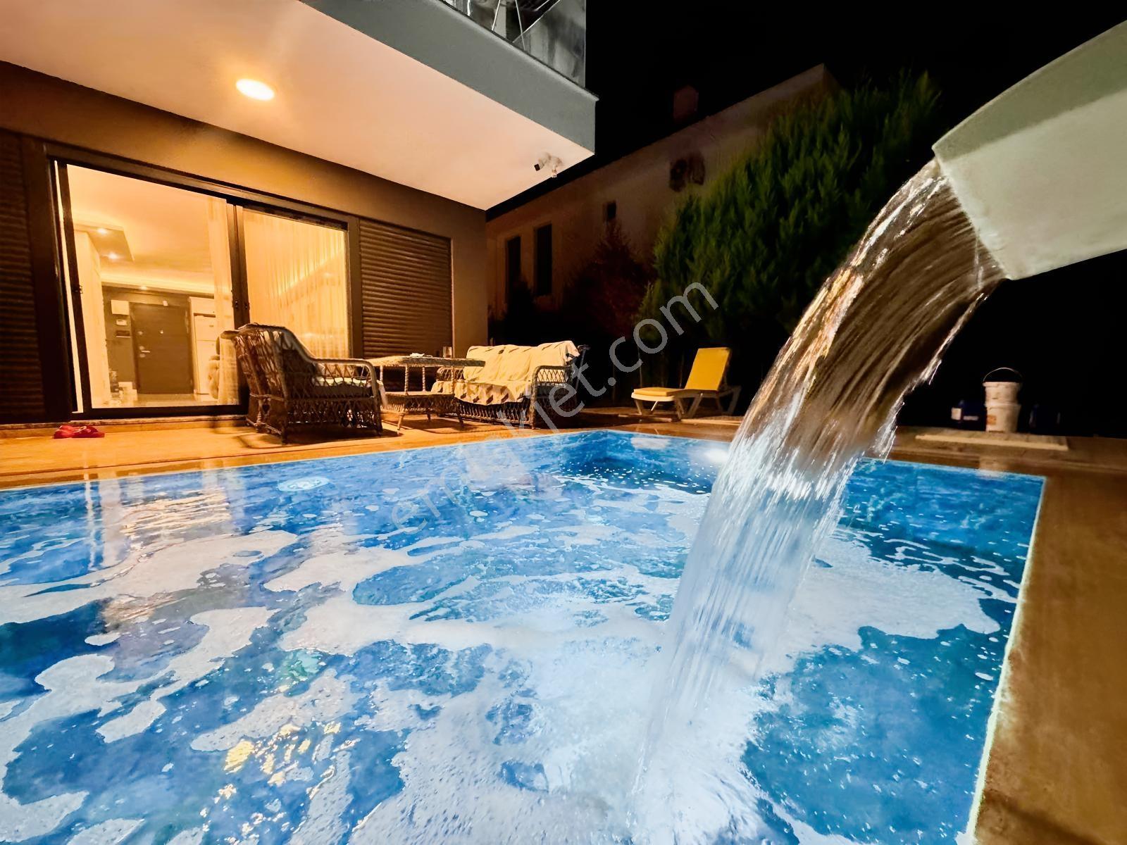 Fırsat Özel Havuzlu 3 Oda 1 Salon Müstakil Villa
