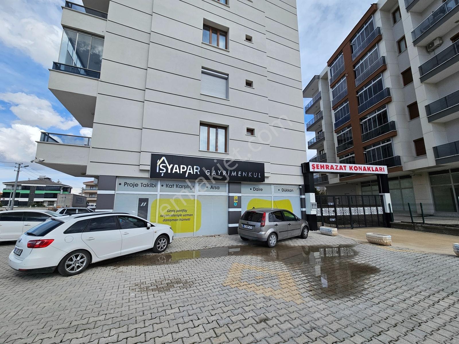 Stadyum Yakını 4+1 185 M2 Site İçi Arakat Satılık Daire