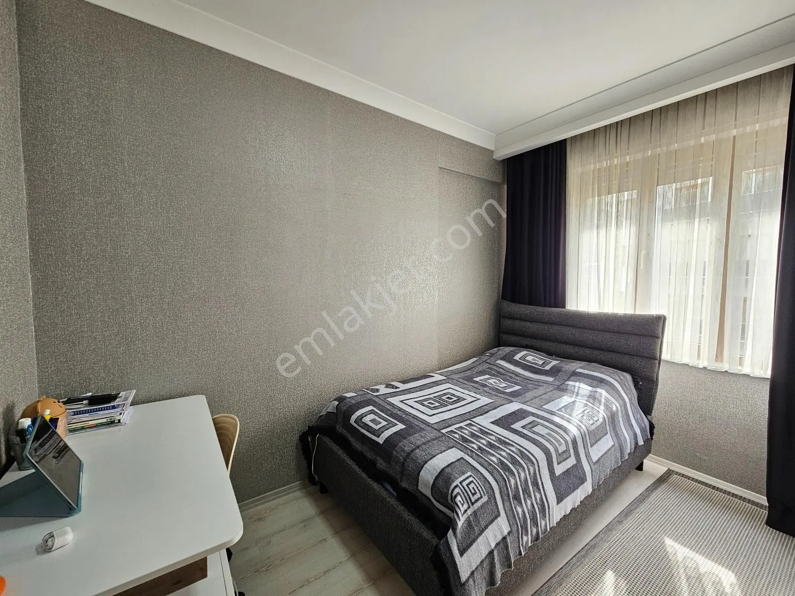 Stadyum Yakını 4+1 185 M2 Site İçi Arakat Satılık Daire — fotoğraf 9