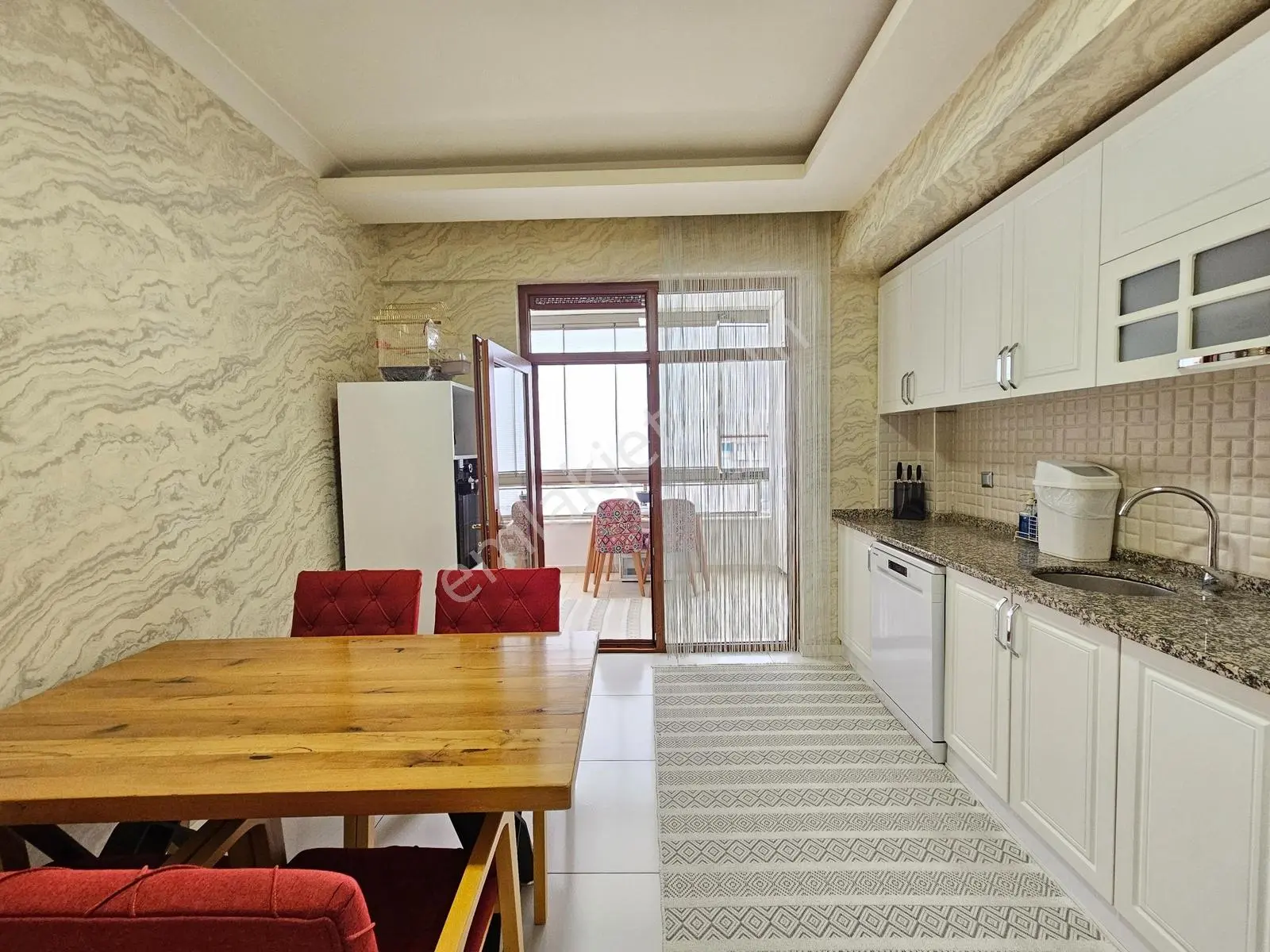 Stadyum Yakını 4+1 185 M2 Site İçi Arakat Satılık Daire — fotoğraf 12