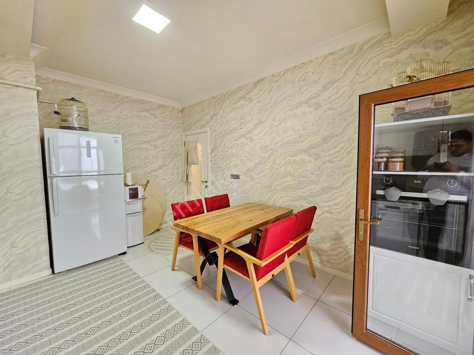 Stadyum Yakını 4+1 185 M2 Site İçi Arakat Satılık Daire — fotoğraf 14