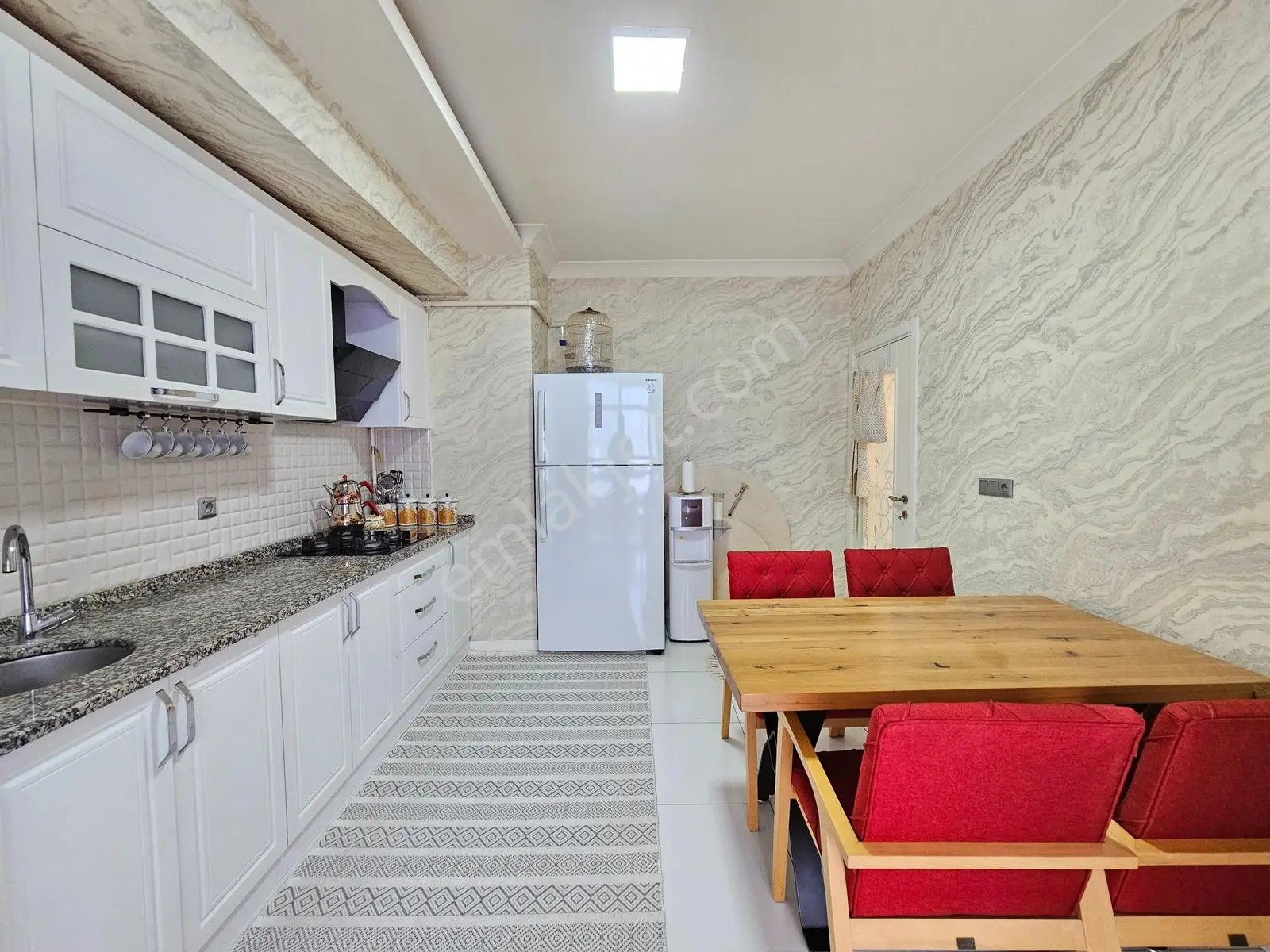 Stadyum Yakını 4+1 185 M2 Site İçi Arakat Satılık Daire — fotoğraf 15