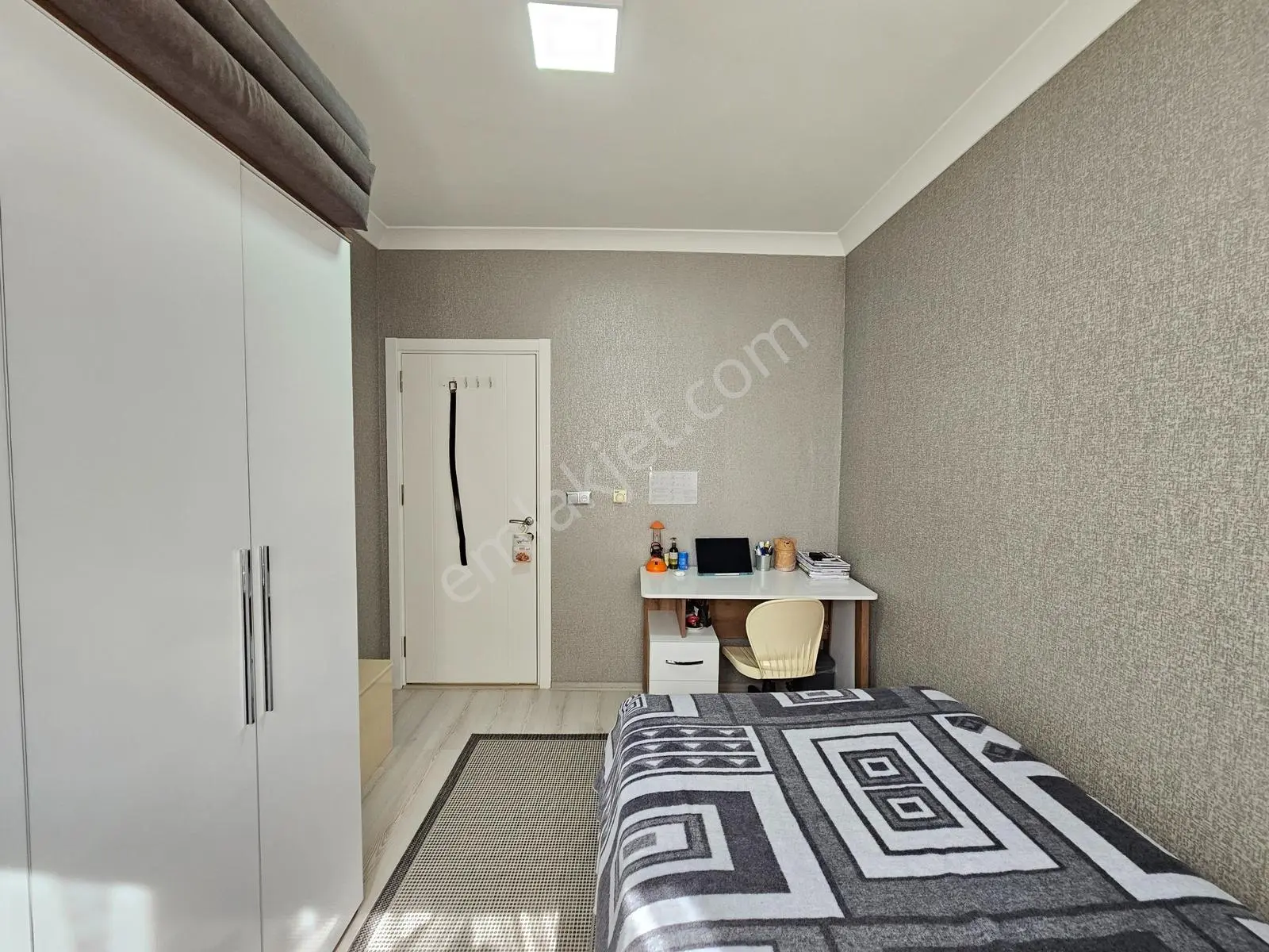 Stadyum Yakını 4+1 185 M2 Site İçi Arakat Satılık Daire — fotoğraf 47