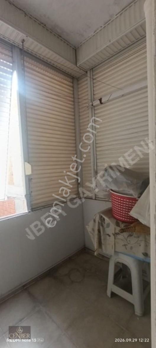 Menemen Merkezde Satılık 3+1 Daire — fotoğraf 9