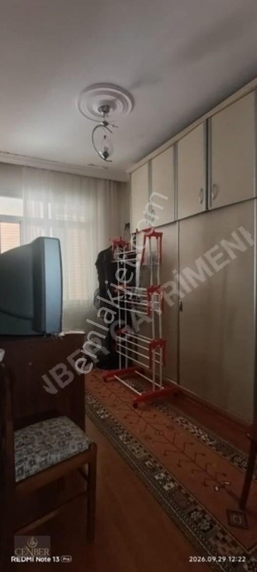 Menemen Merkezde Satılık 3+1 Daire — fotoğraf 13