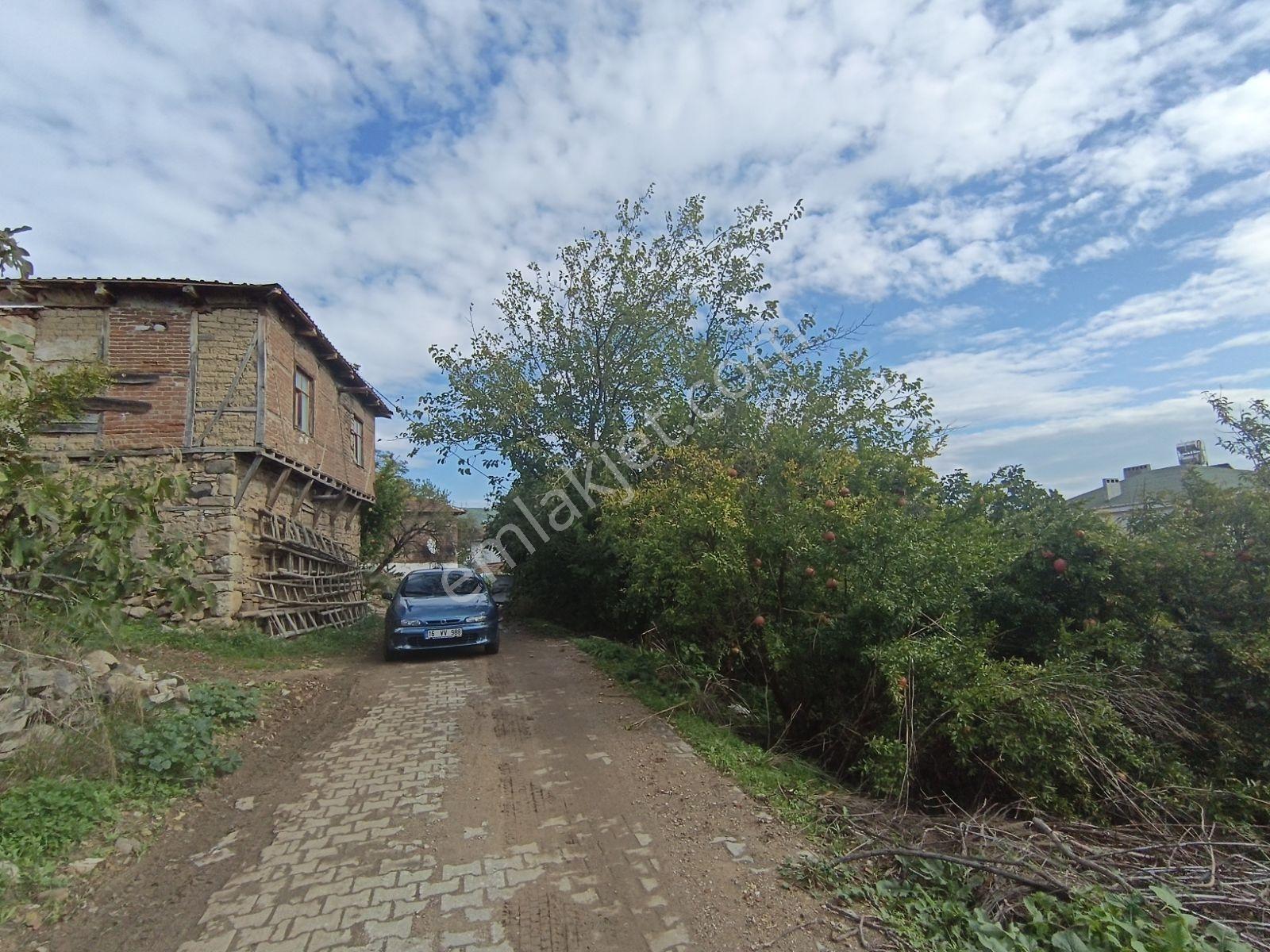 Köy Civarı İmarlı Arsa 2.5 Kat İmarlıdir — fotoğraf 3