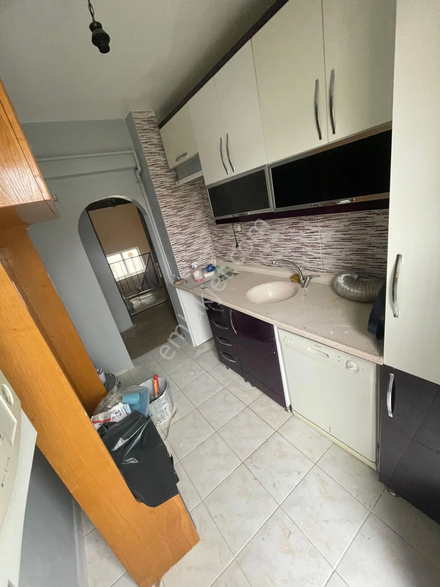 Water Hause Gayrimenkul' Den Akşemsettin Mahallesin'de 3+1 Yapılı Satılık Daire — fotoğraf 3