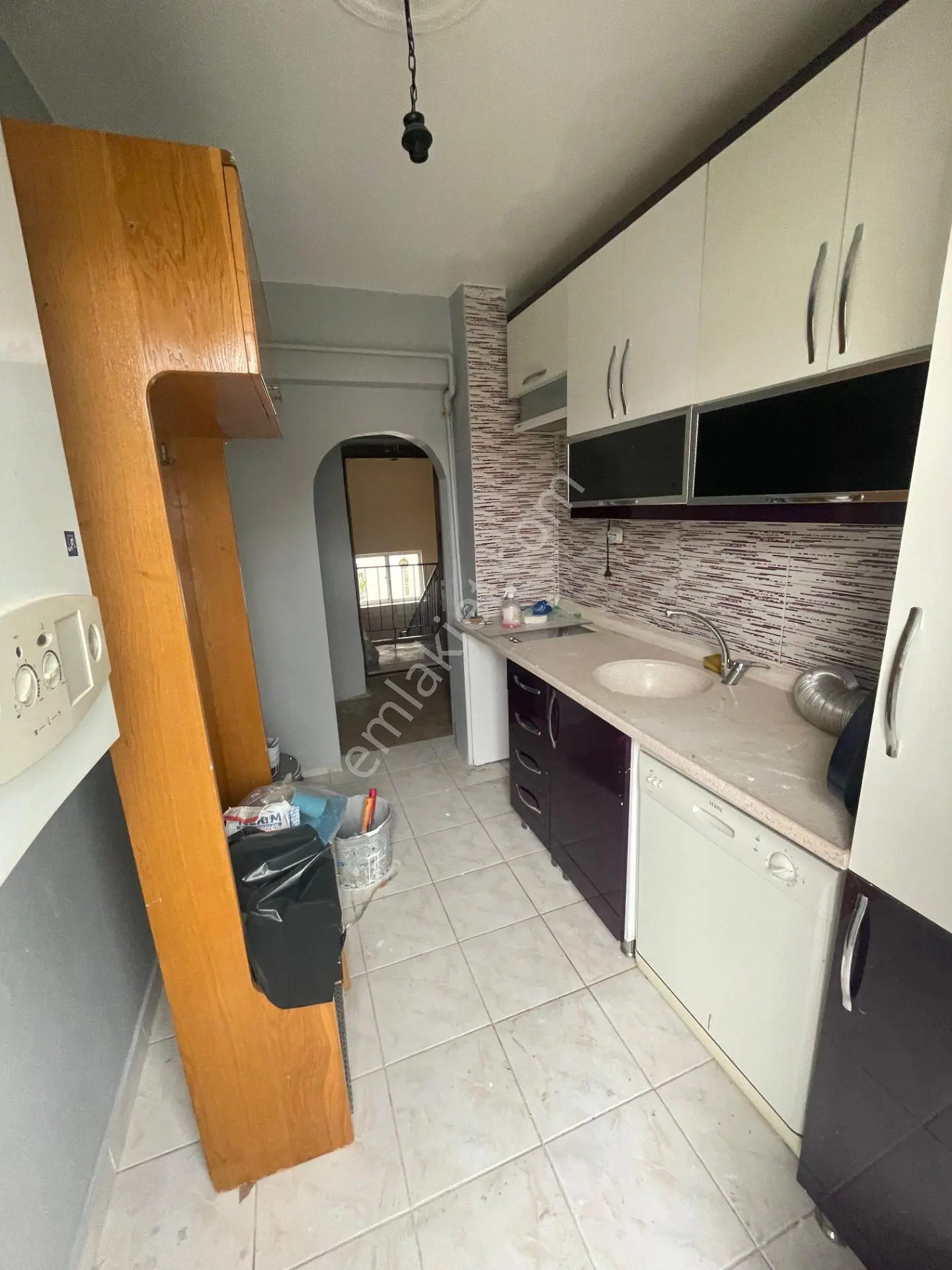Water Hause Gayrimenkul' Den Akşemsettin Mahallesin'de 3+1 Yapılı Satılık Daire — fotoğraf 5
