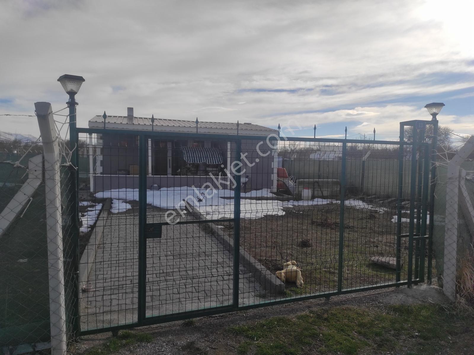Gesi De Aktif Kullanılan Satılık Evli Bahçe