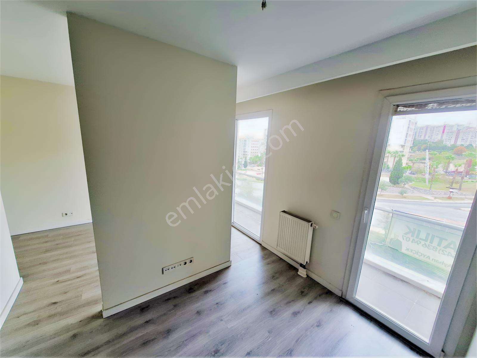 Karşıyaka, Soyak Siesta Satılık Boş 1+1 Ankastreli Daire — fotoğraf 7