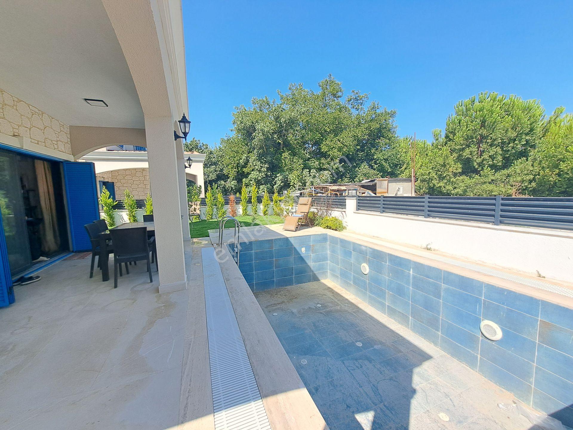 Kuşadası'nda Fırsat Satılık Villa — fotoğraf 3