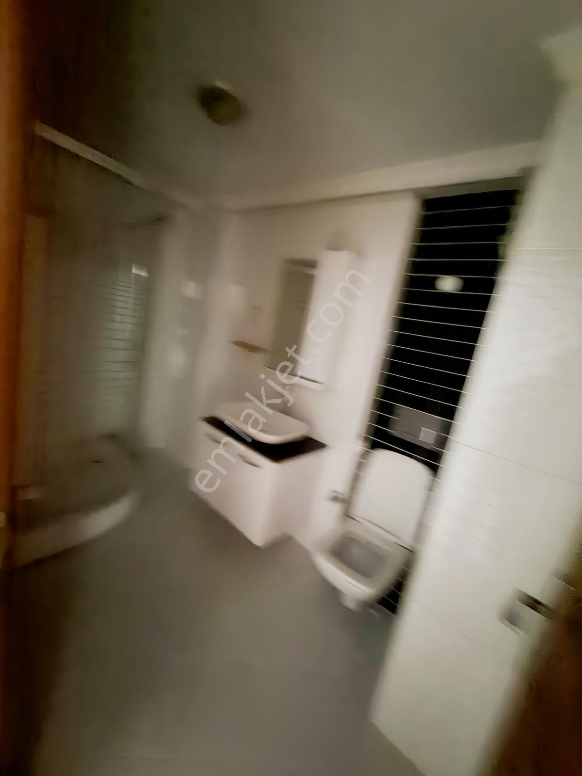 Nesrin'den Çınarcık Merkez De Deposu Olan 2+1 Satılık Daire.. — fotoğraf 20