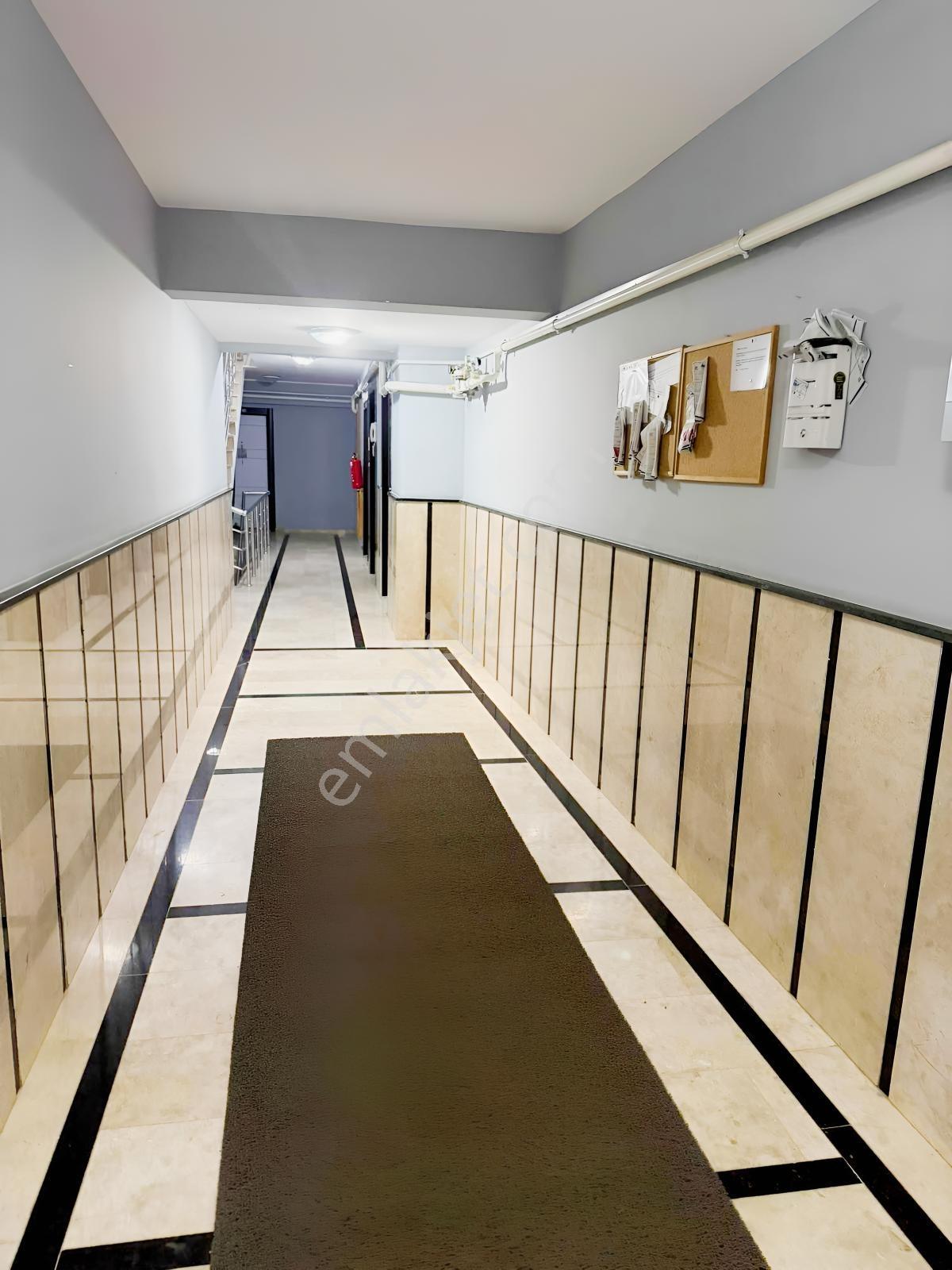 Nesrin'den Çınarcık Merkez De Deposu Olan 2+1 Satılık Daire.. — fotoğraf 25