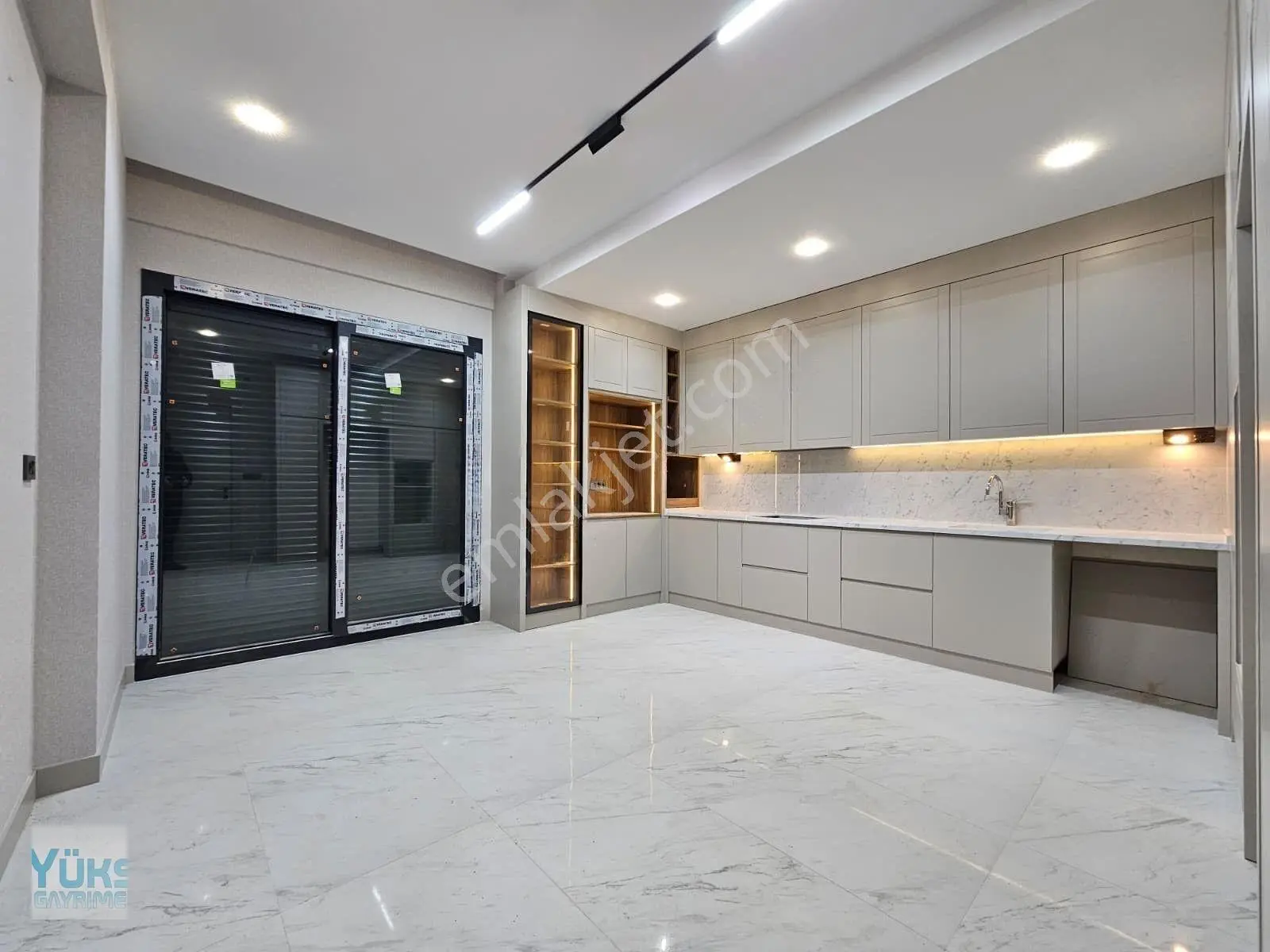 Denizli Yenişafak Ta 180m2 Havuzlu Site İçi Ultra Lüks Konsept Satılık Daire — fotoğraf 3