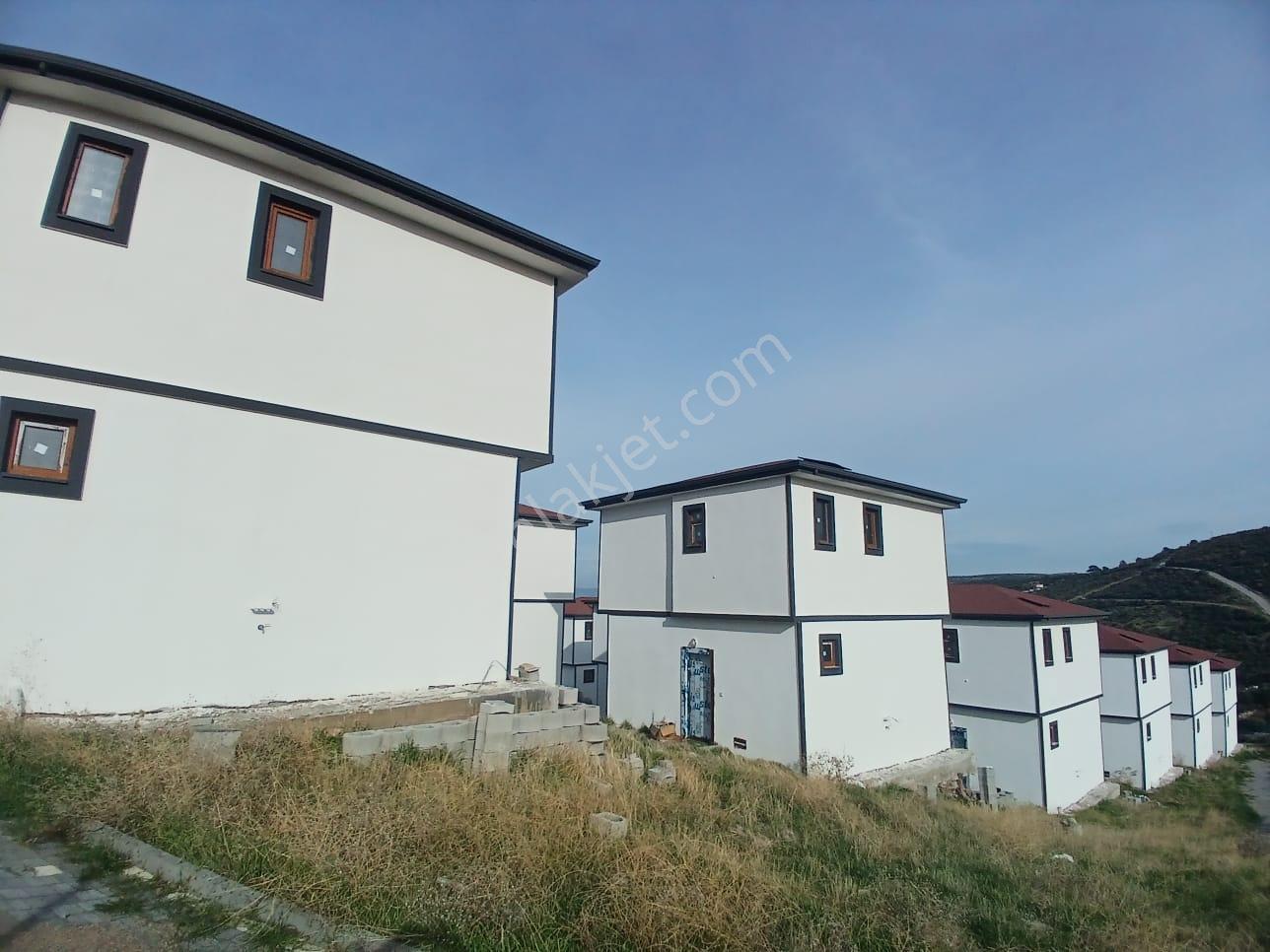 Eu Gayrimenkul'den Babakale'de Deniz Manzaralı Sıfır Villa — fotoğraf 4