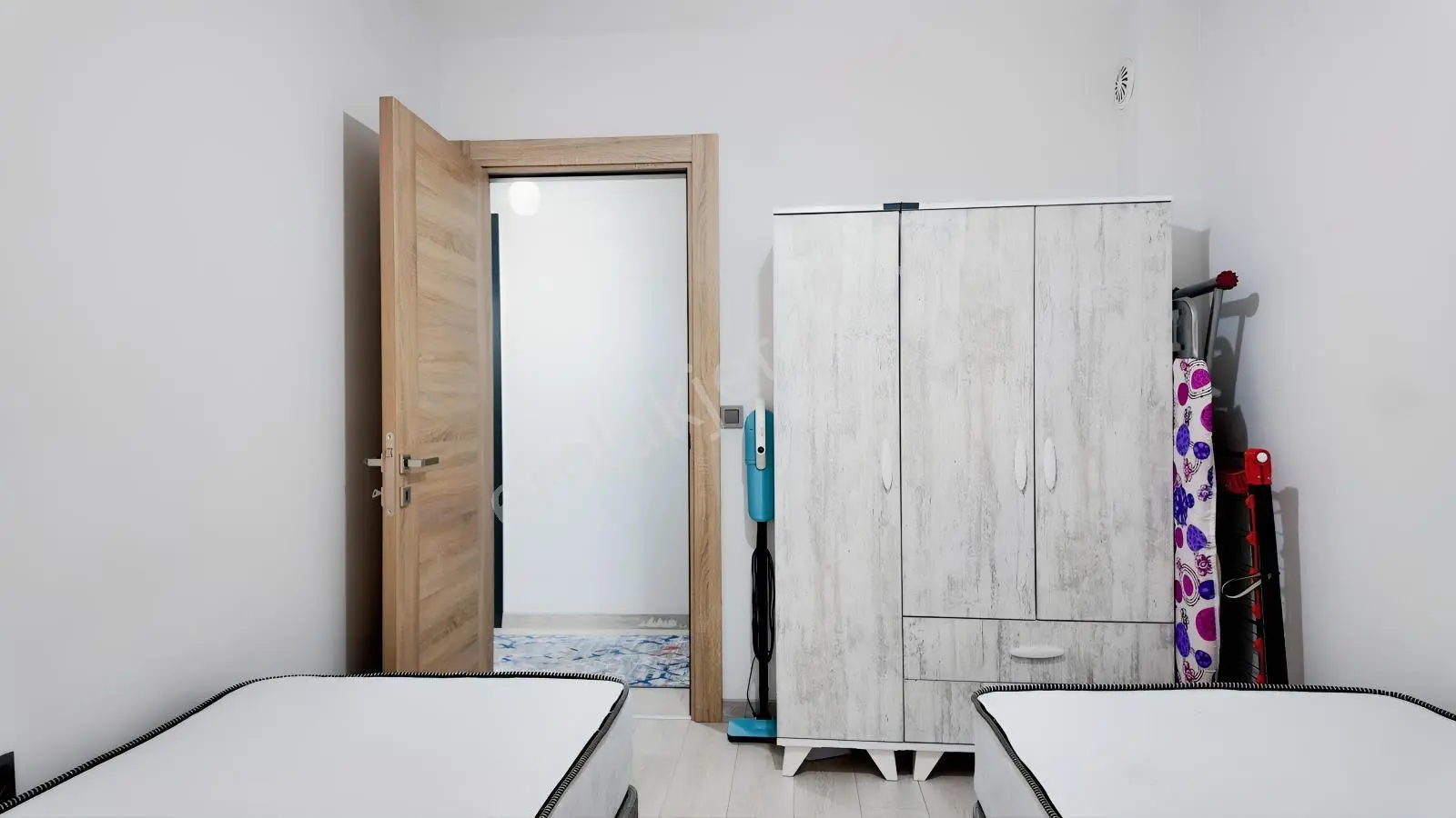 Aydın Efeler Cumhuriyet Mahallesi'nde Satılık 1+1 Eşyalı Daire — fotoğraf 13