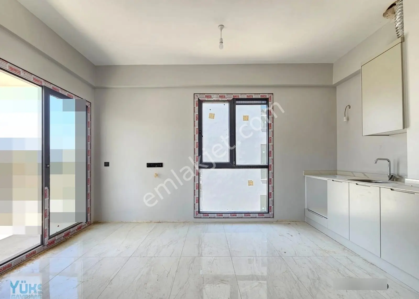 Denizli Karahasanlı Da Şehir Hastanesine Komşu 2+1 Satılık Suit Ara Kat Daire