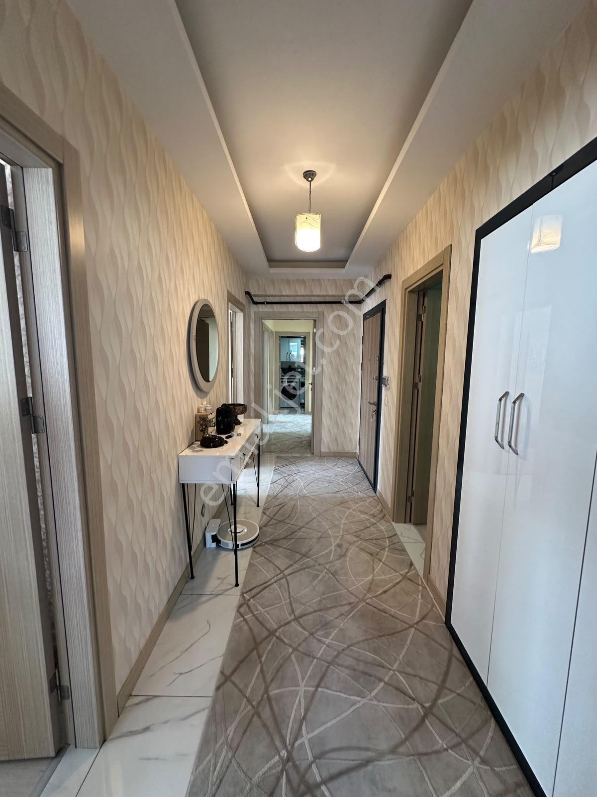 Mengenede 3+1 Fetih Caddesi Yakınıara Kat Satılık Daire Site İçi — fotoğraf 9