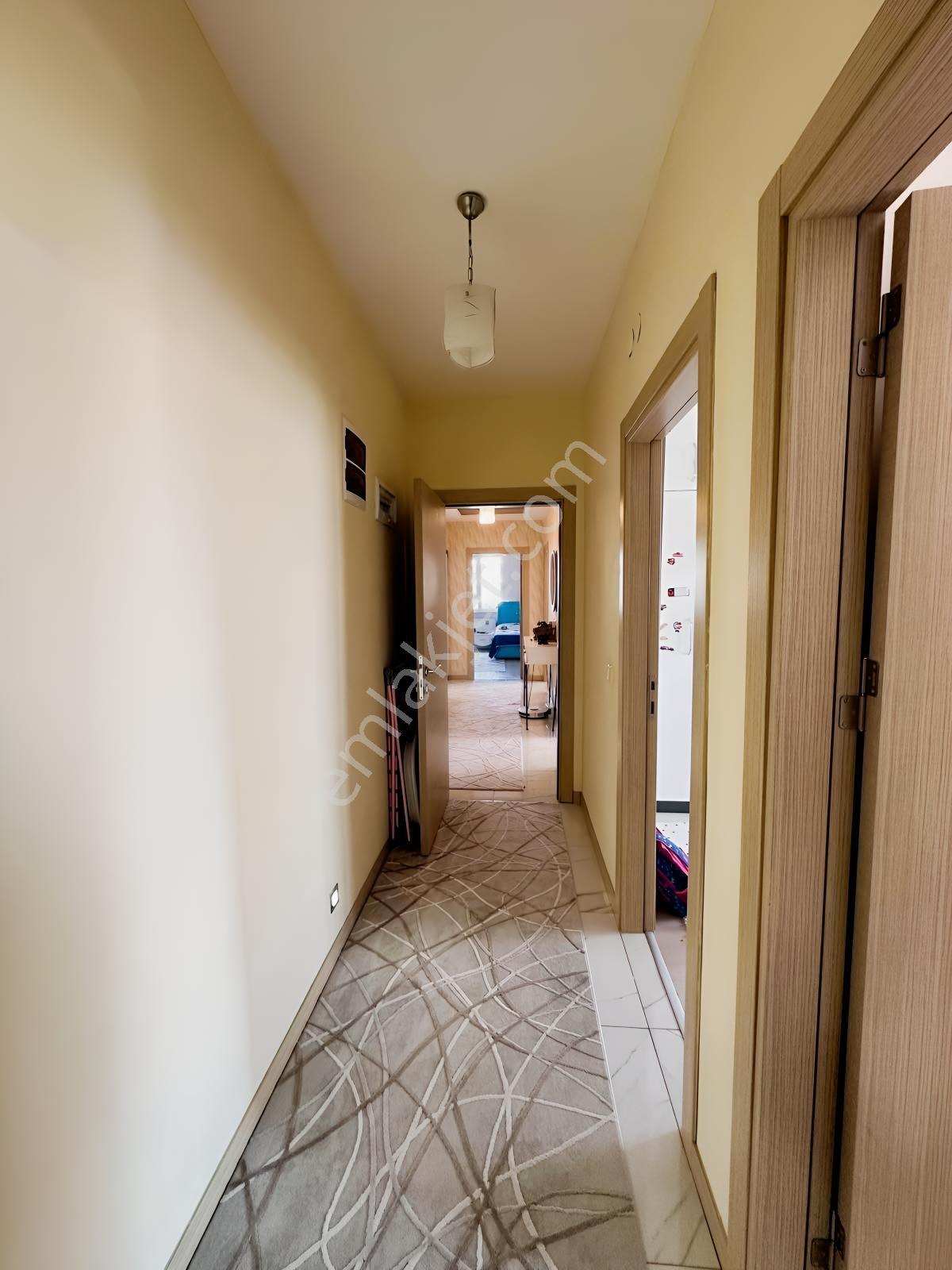 Mengenede 3+1 Fetih Caddesi Yakınıara Kat Satılık Daire Site İçi — fotoğraf 10