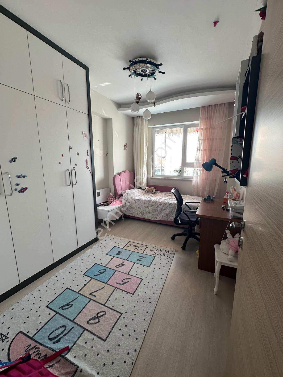 Mengenede 3+1 Fetih Caddesi Yakınıara Kat Satılık Daire Site İçi — fotoğraf 13