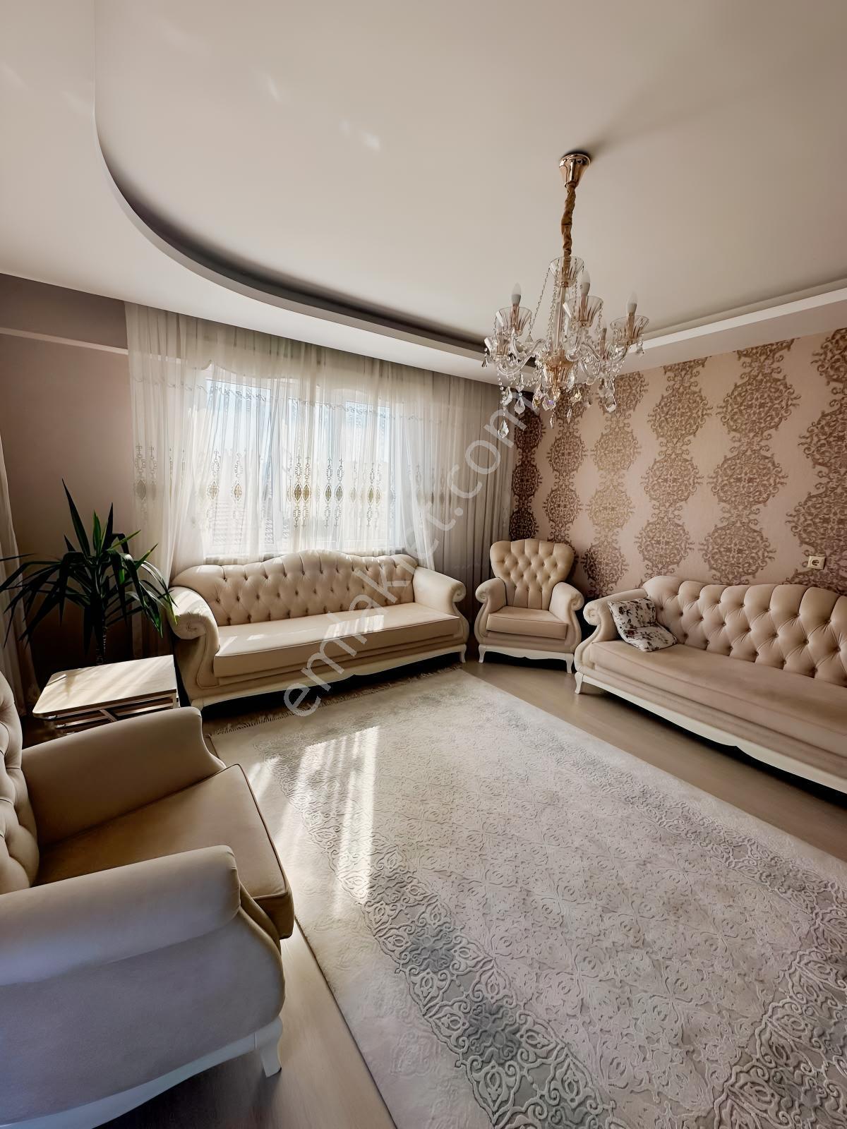 Mengenede 3+1 Fetih Caddesi Yakınıara Kat Satılık Daire Site İçi — fotoğraf 15