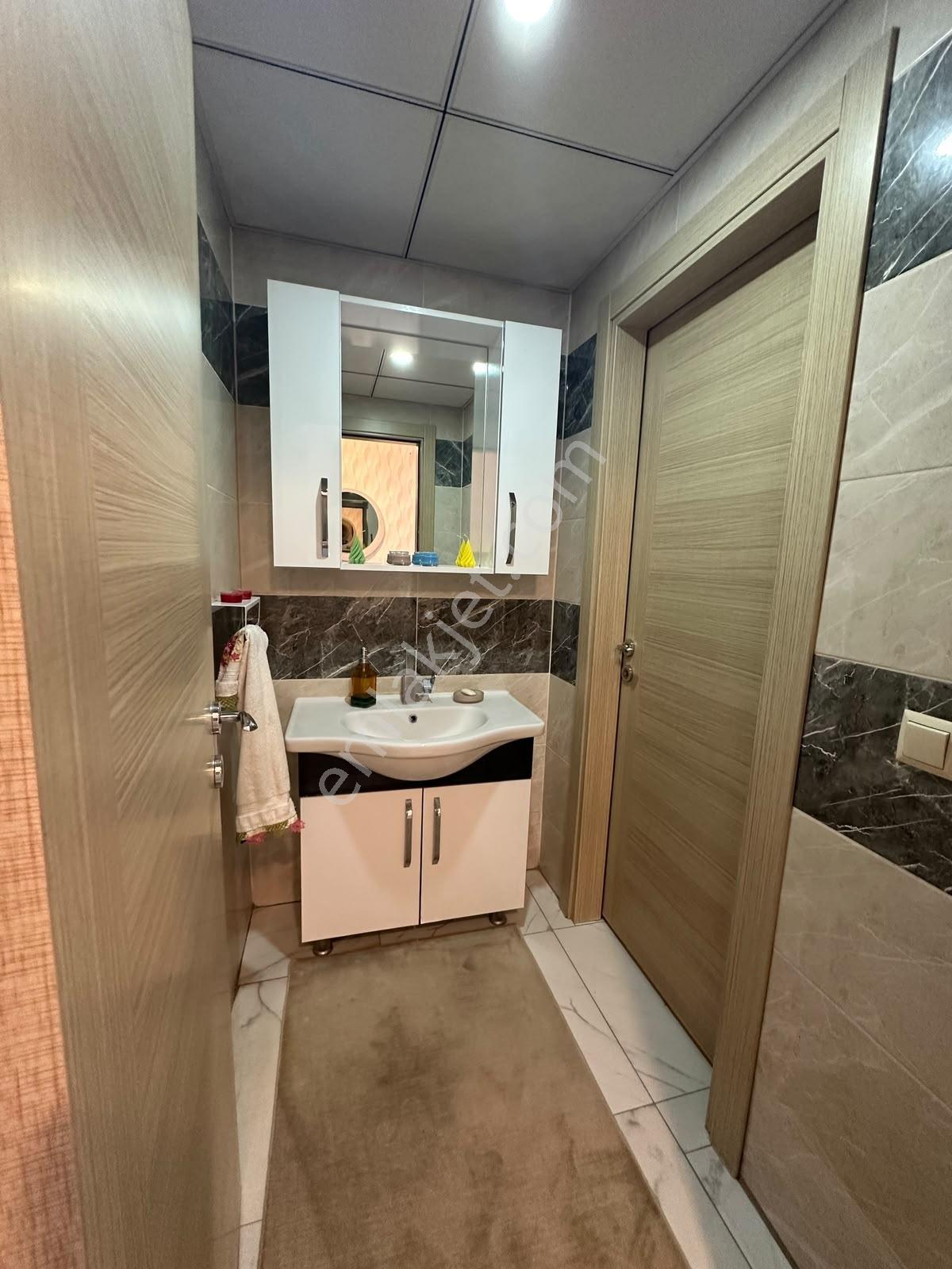 Mengenede 3+1 Fetih Caddesi Yakınıara Kat Satılık Daire Site İçi — fotoğraf 21